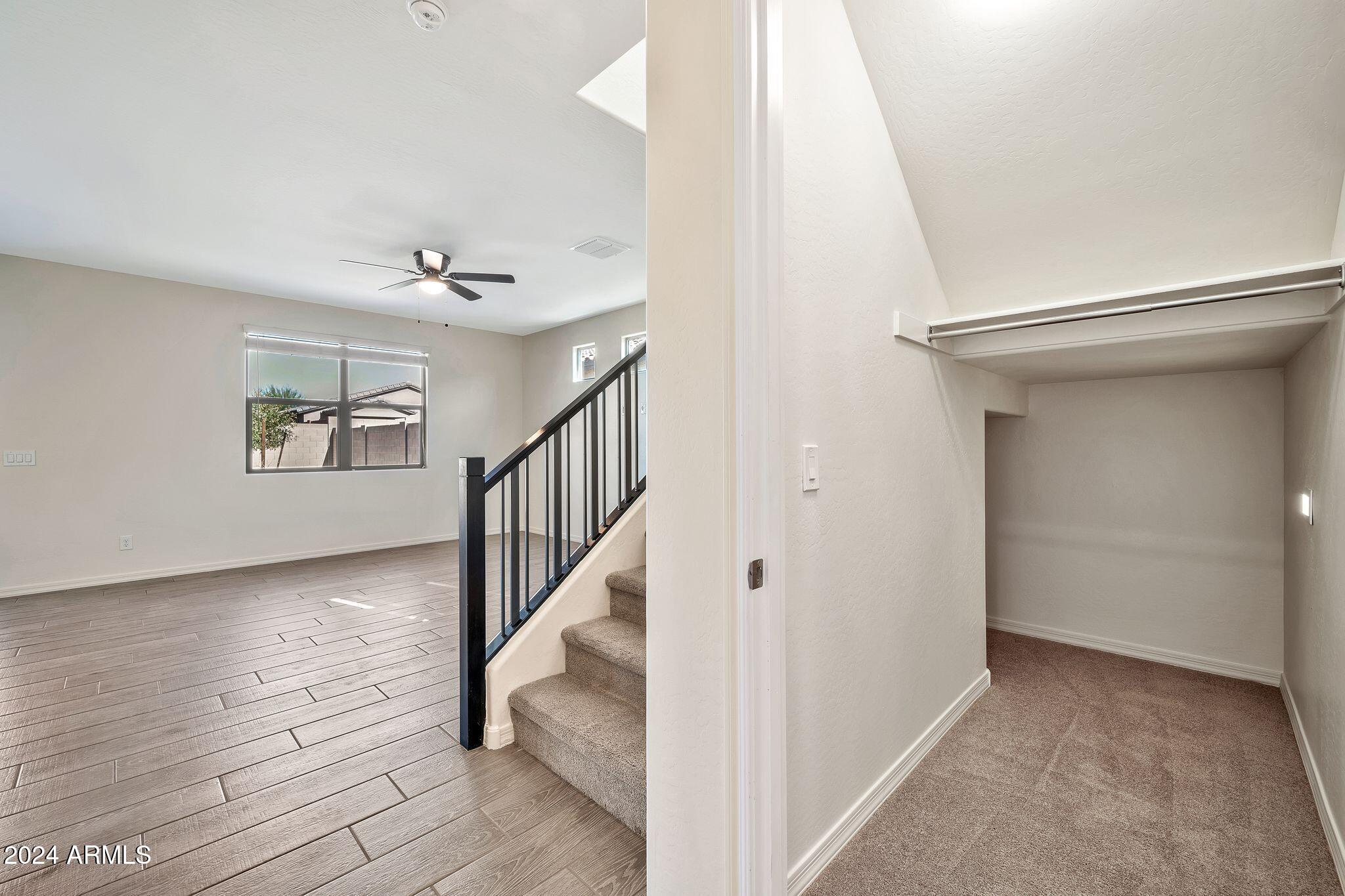 3232 W MINTON Street