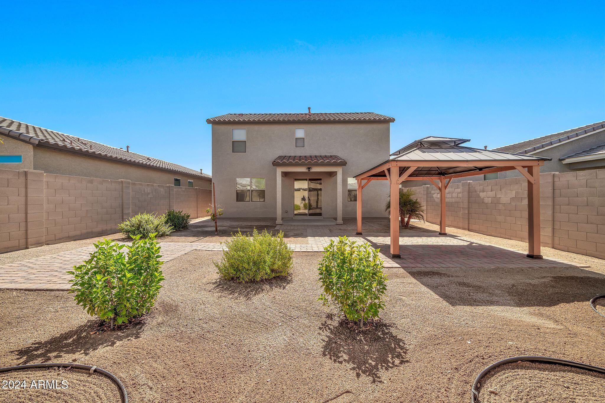 3232 W MINTON Street