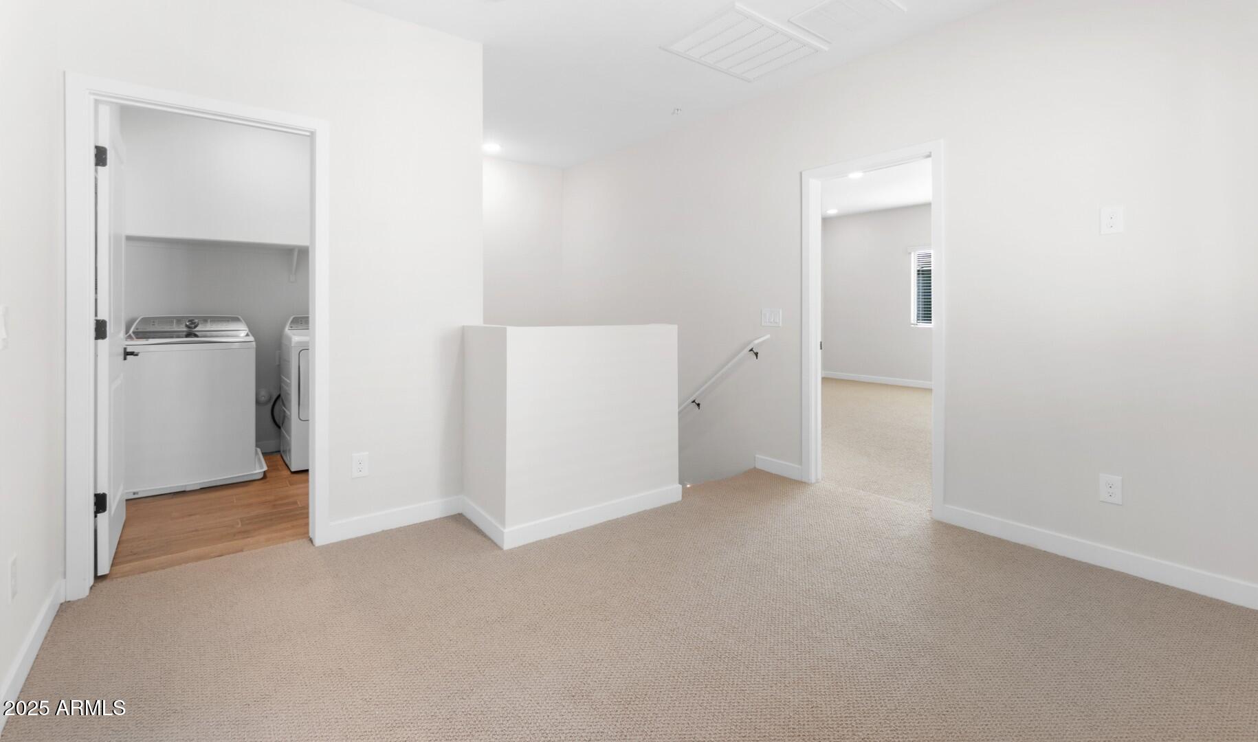 2823 W White Feather Lane