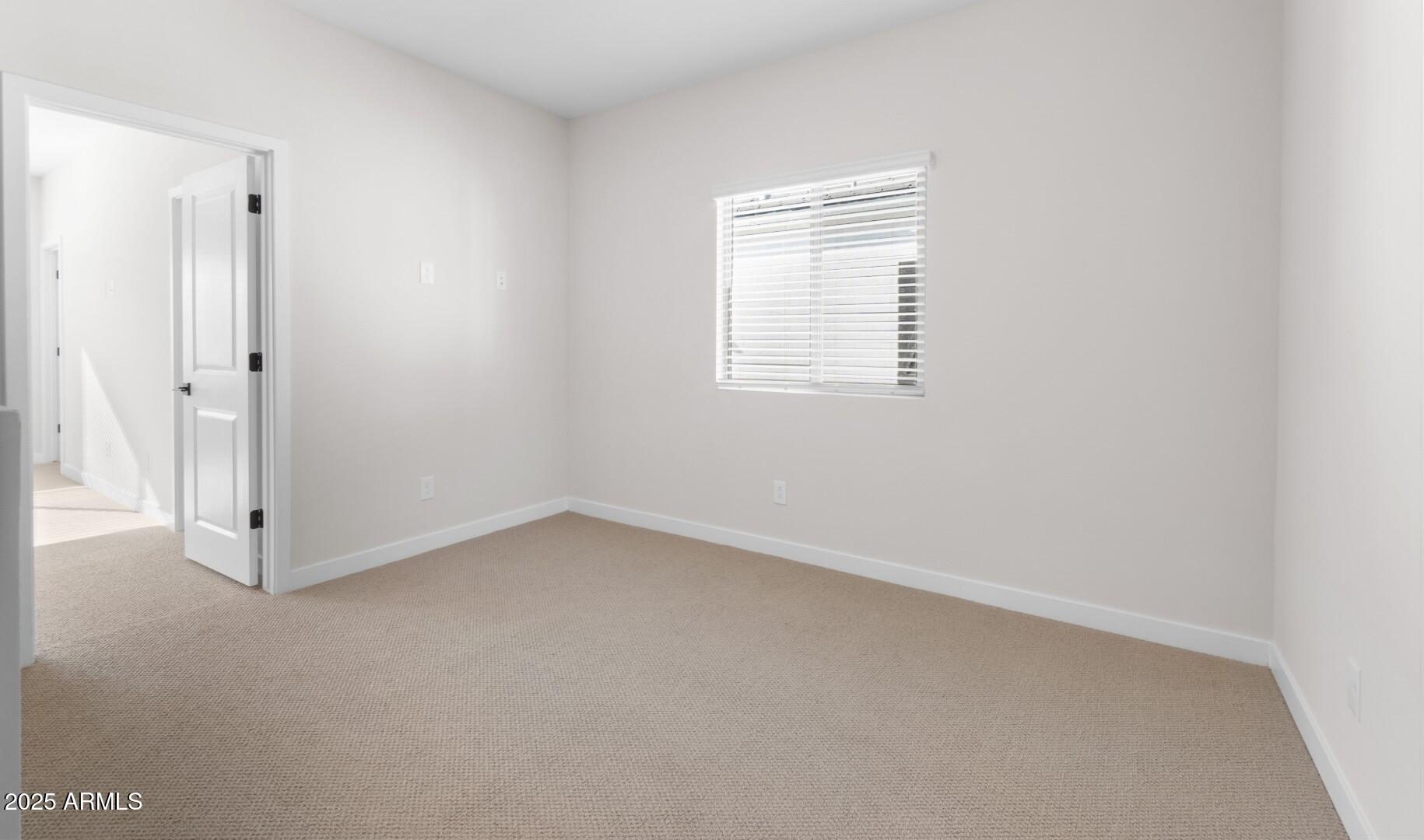 2823 W White Feather Lane