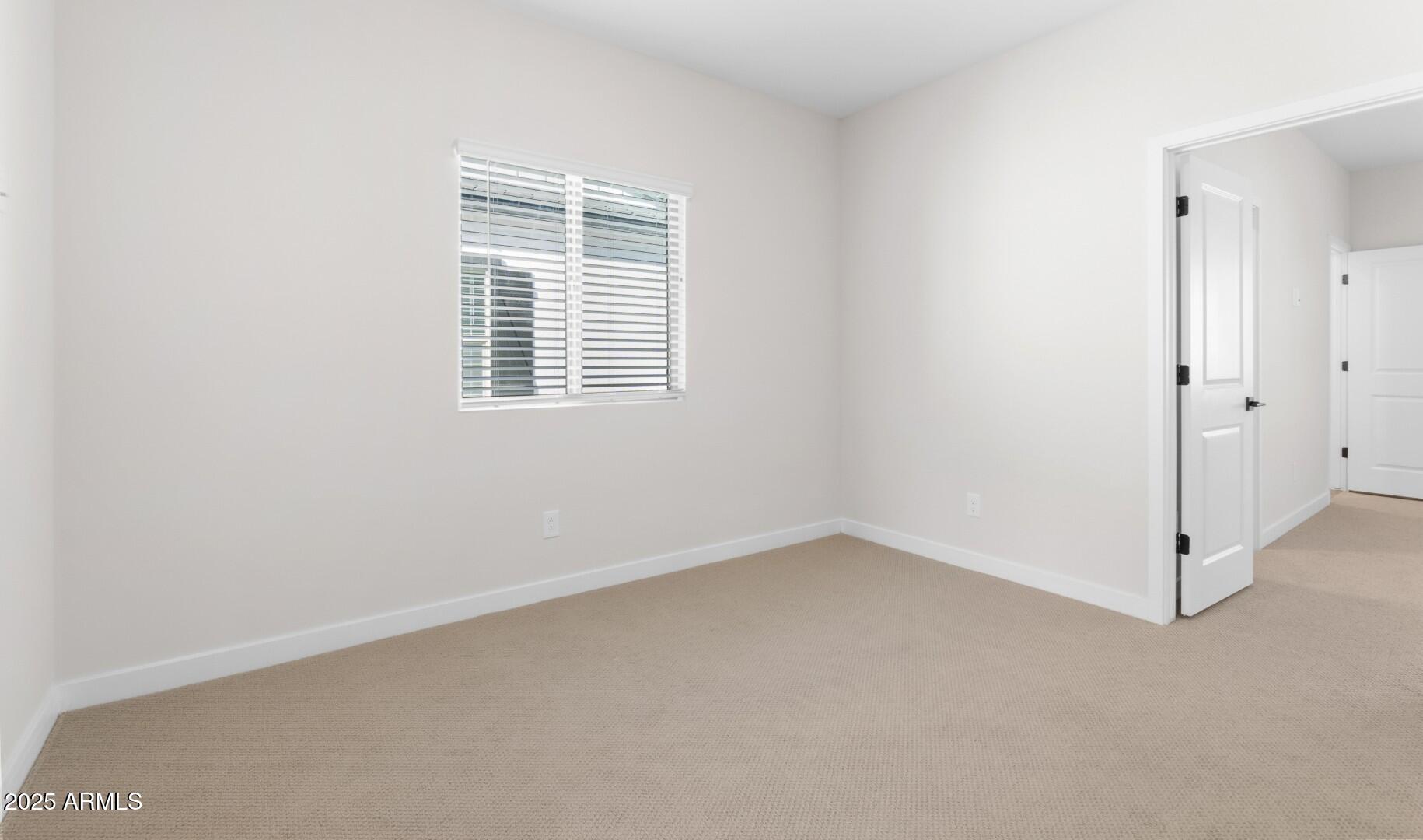 2823 W White Feather Lane