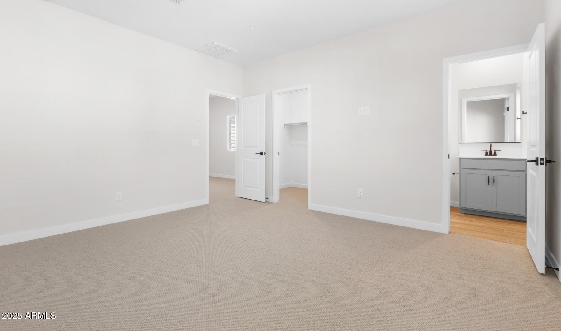 2823 W White Feather Lane