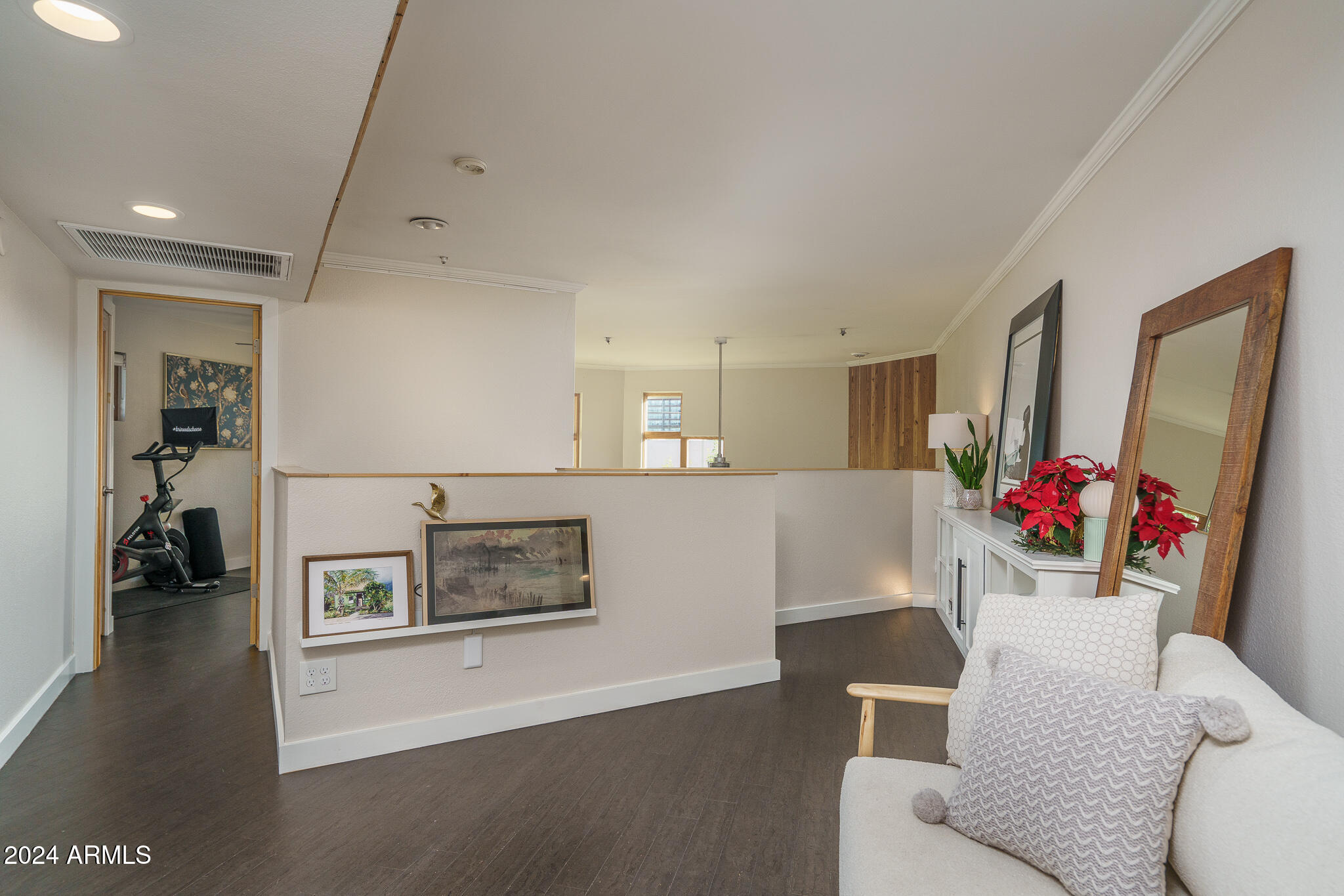 21 W PASADENA Avenue # 6