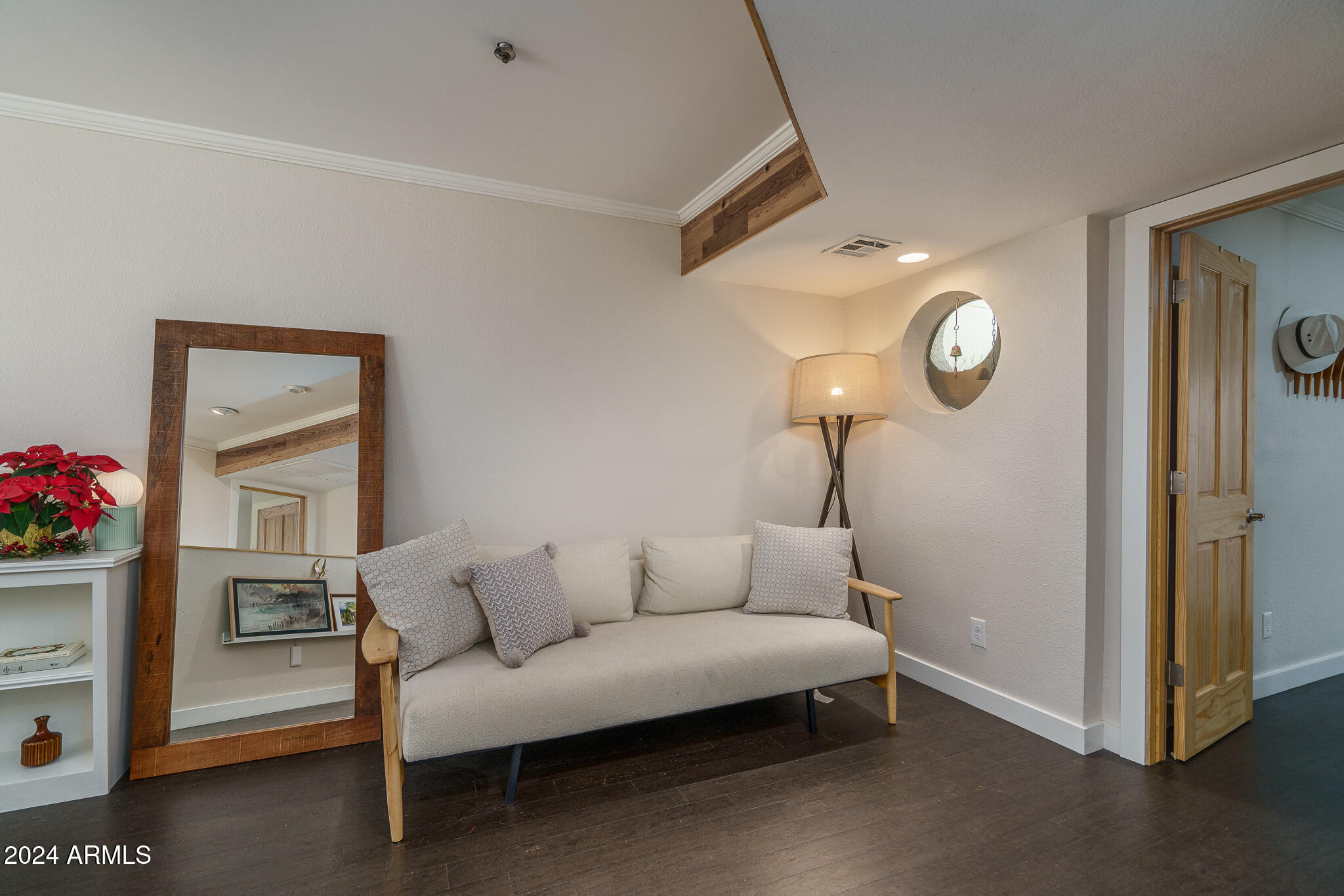 21 W PASADENA Avenue # 6