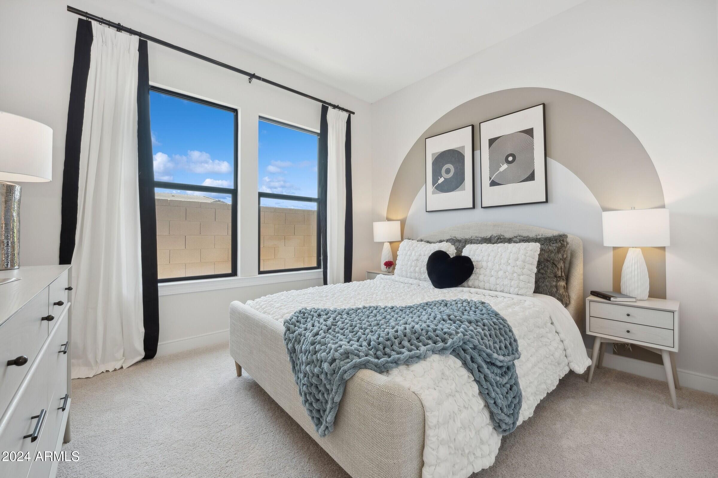 611 E Greenback Drive