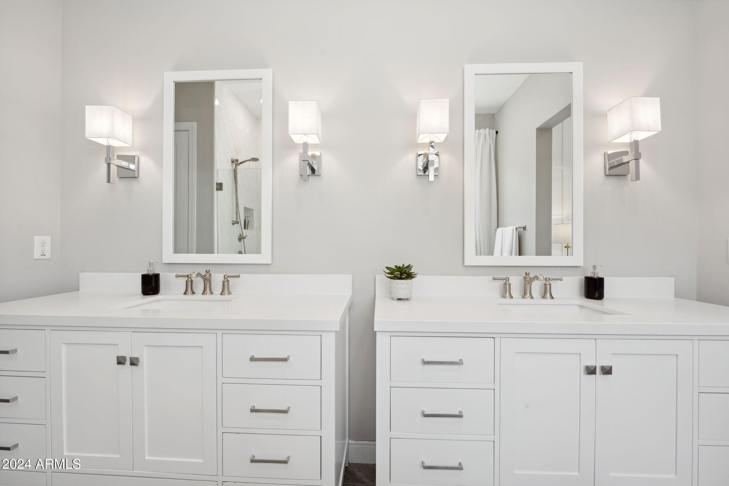 611 E Greenback Drive