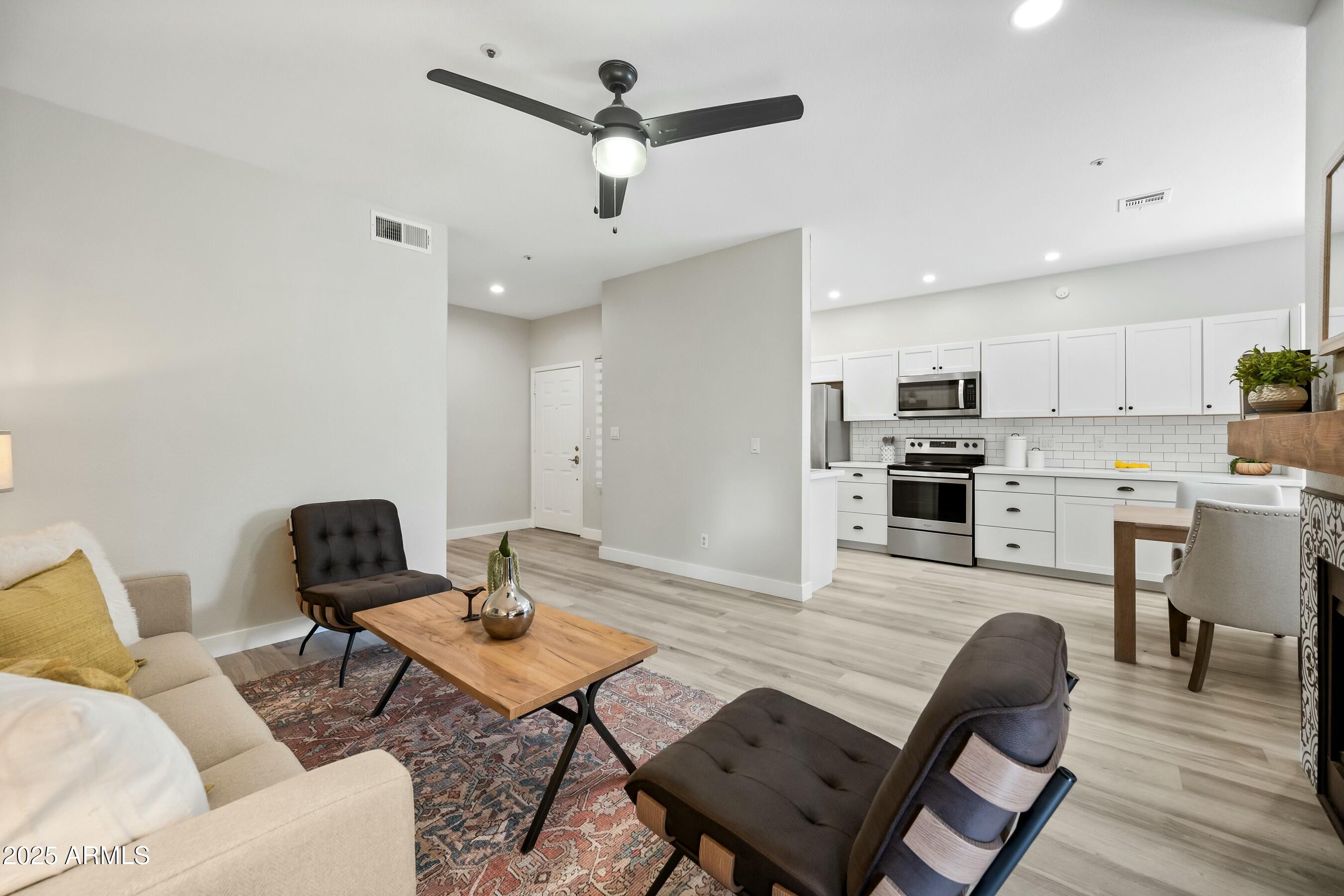 9600 N 96TH Street, 130