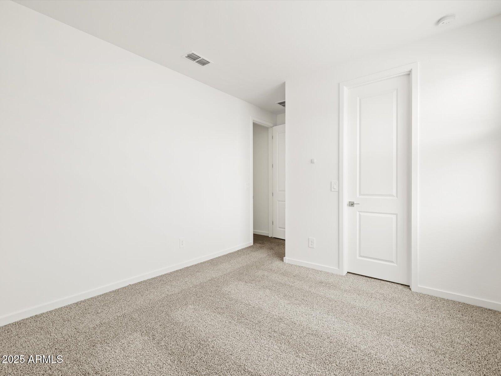 17703 W SOUTHGATE Avenue