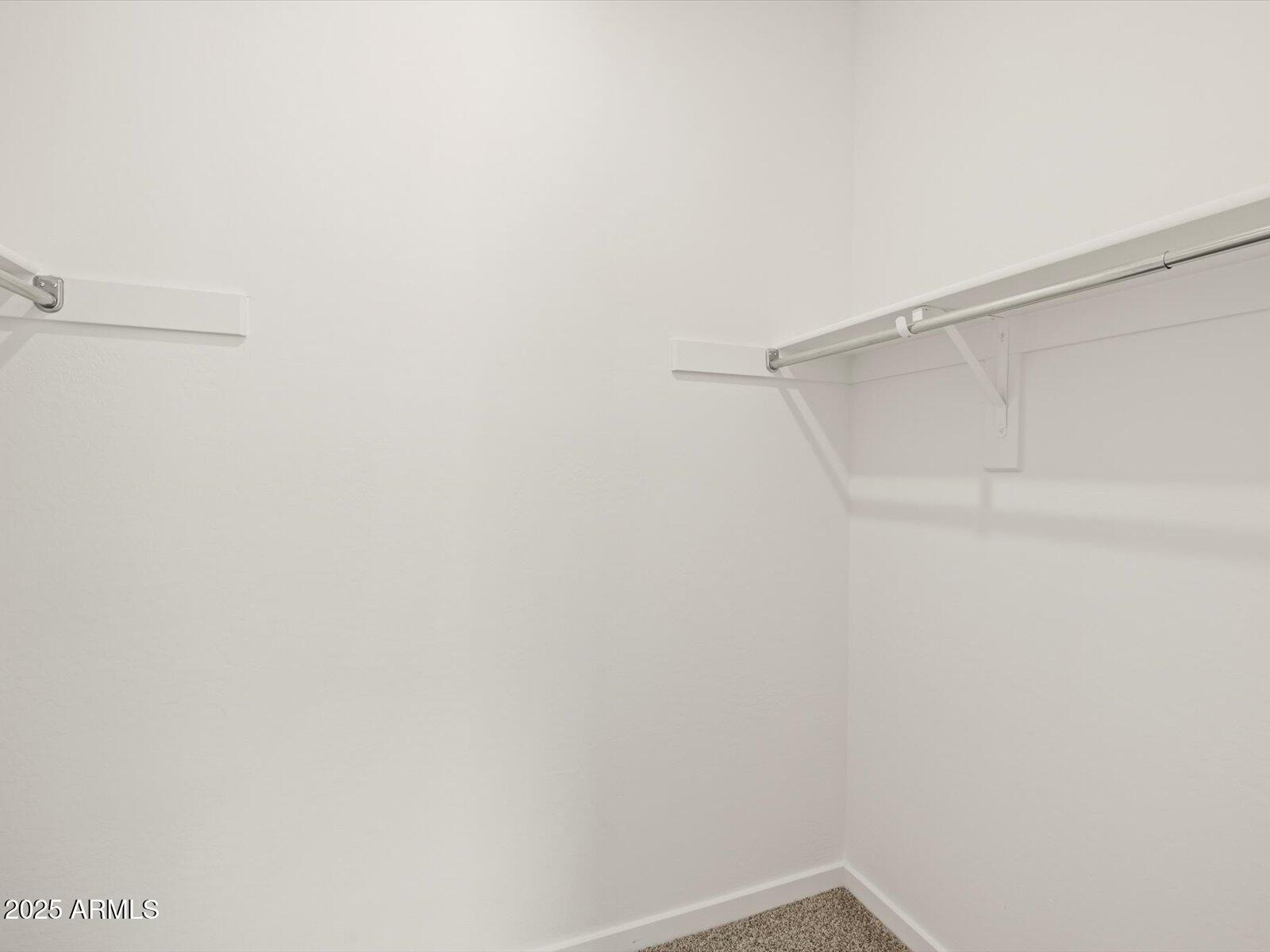 17703 W SOUTHGATE Avenue