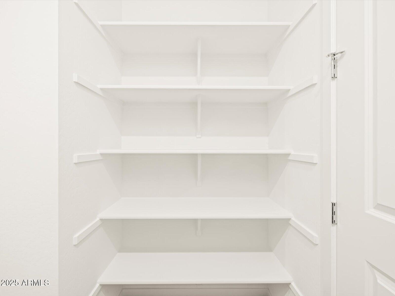 17703 W SOUTHGATE Avenue