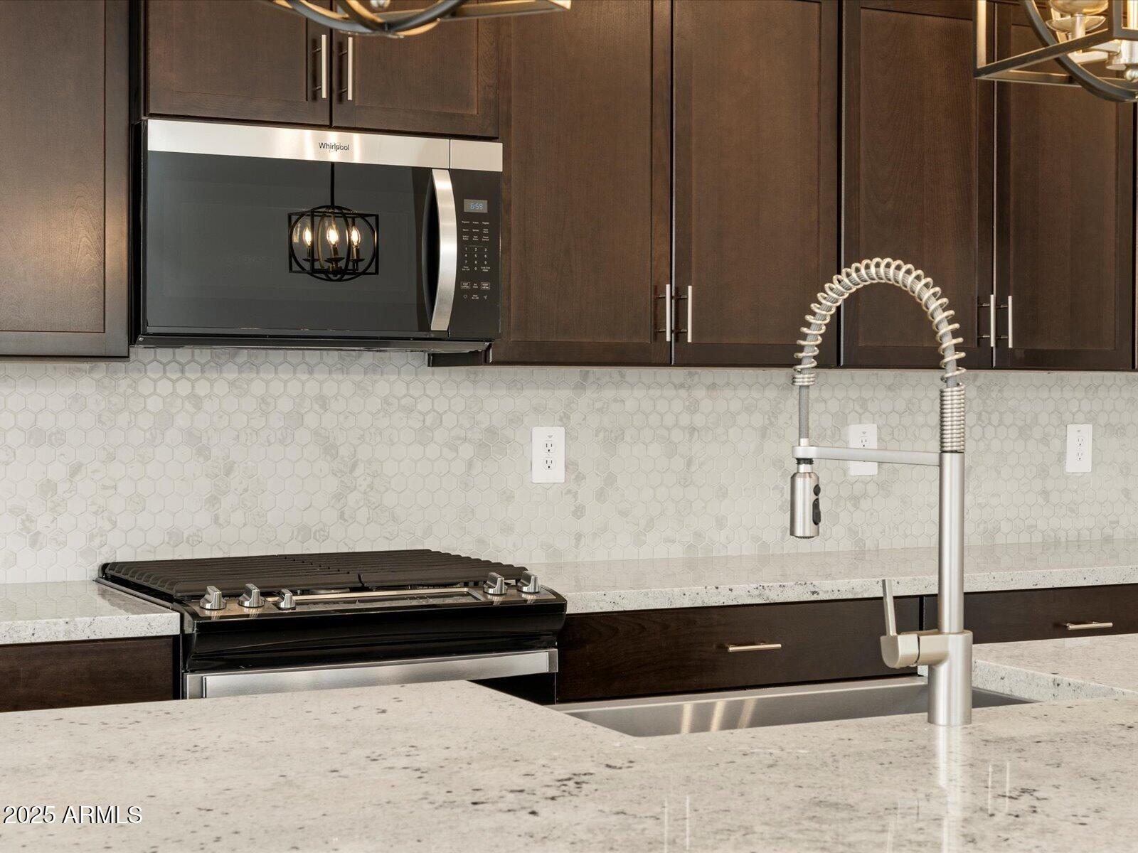 17703 W SOUTHGATE Avenue