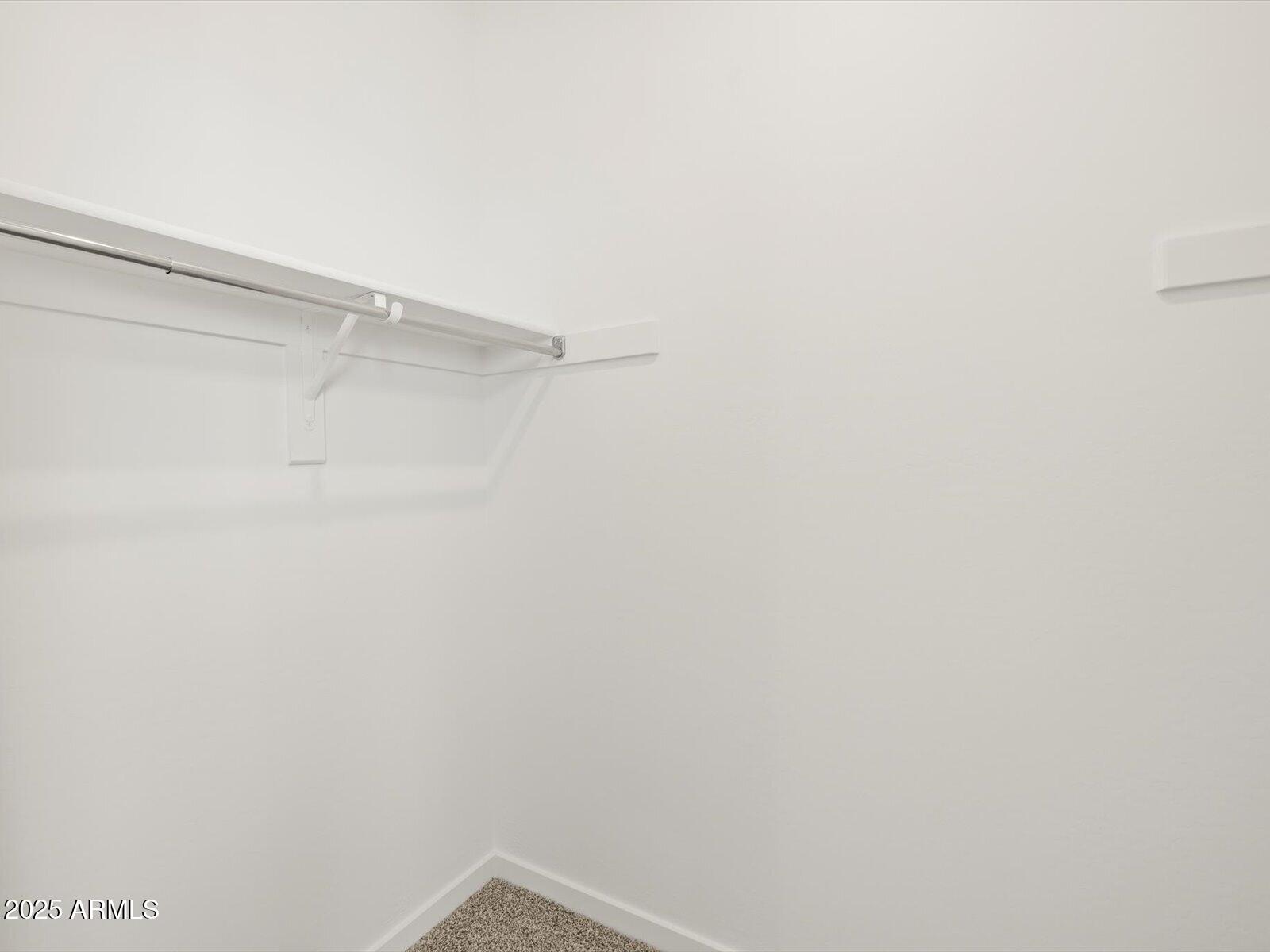 17703 W SOUTHGATE Avenue