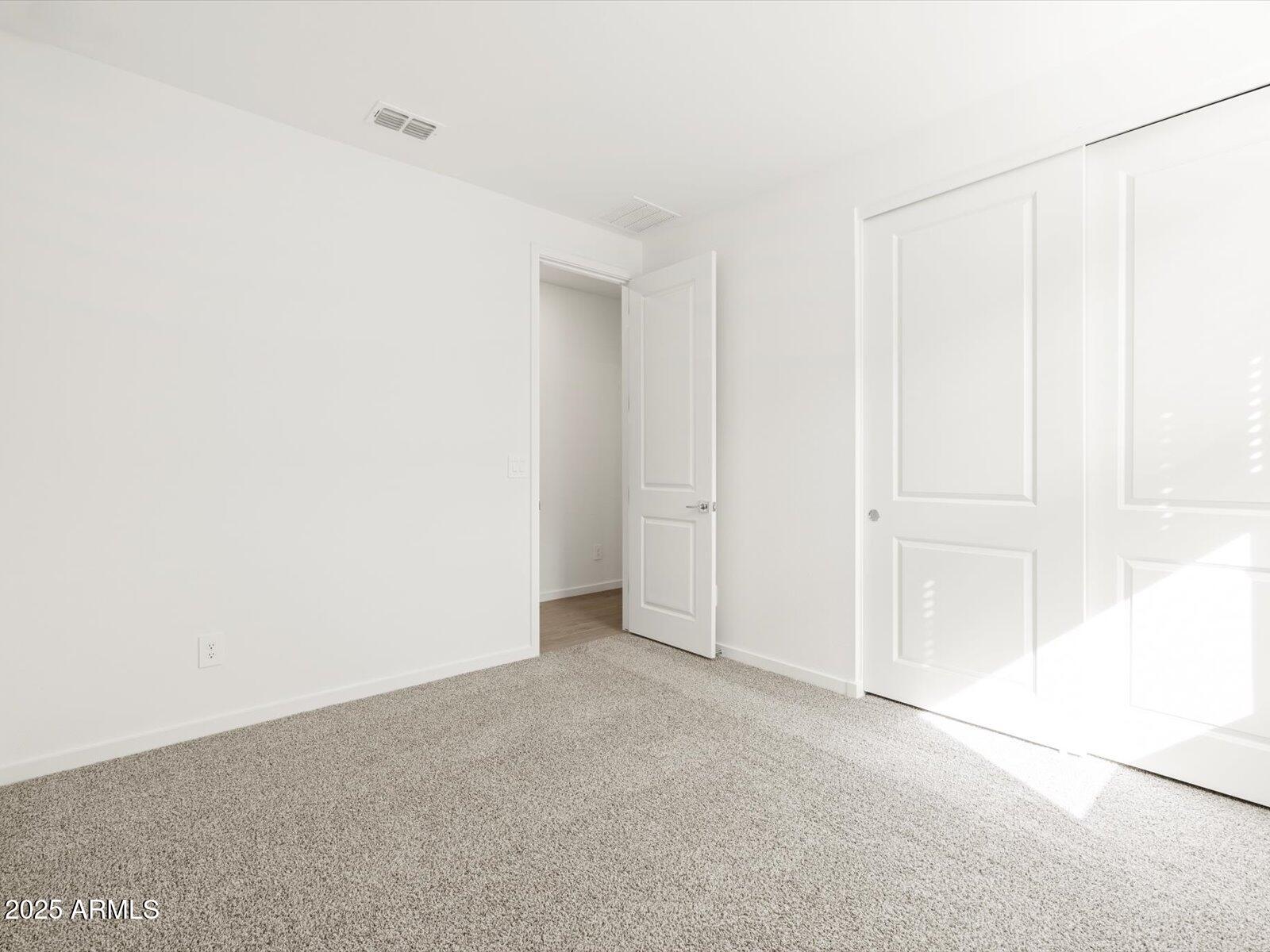 17703 W SOUTHGATE Avenue