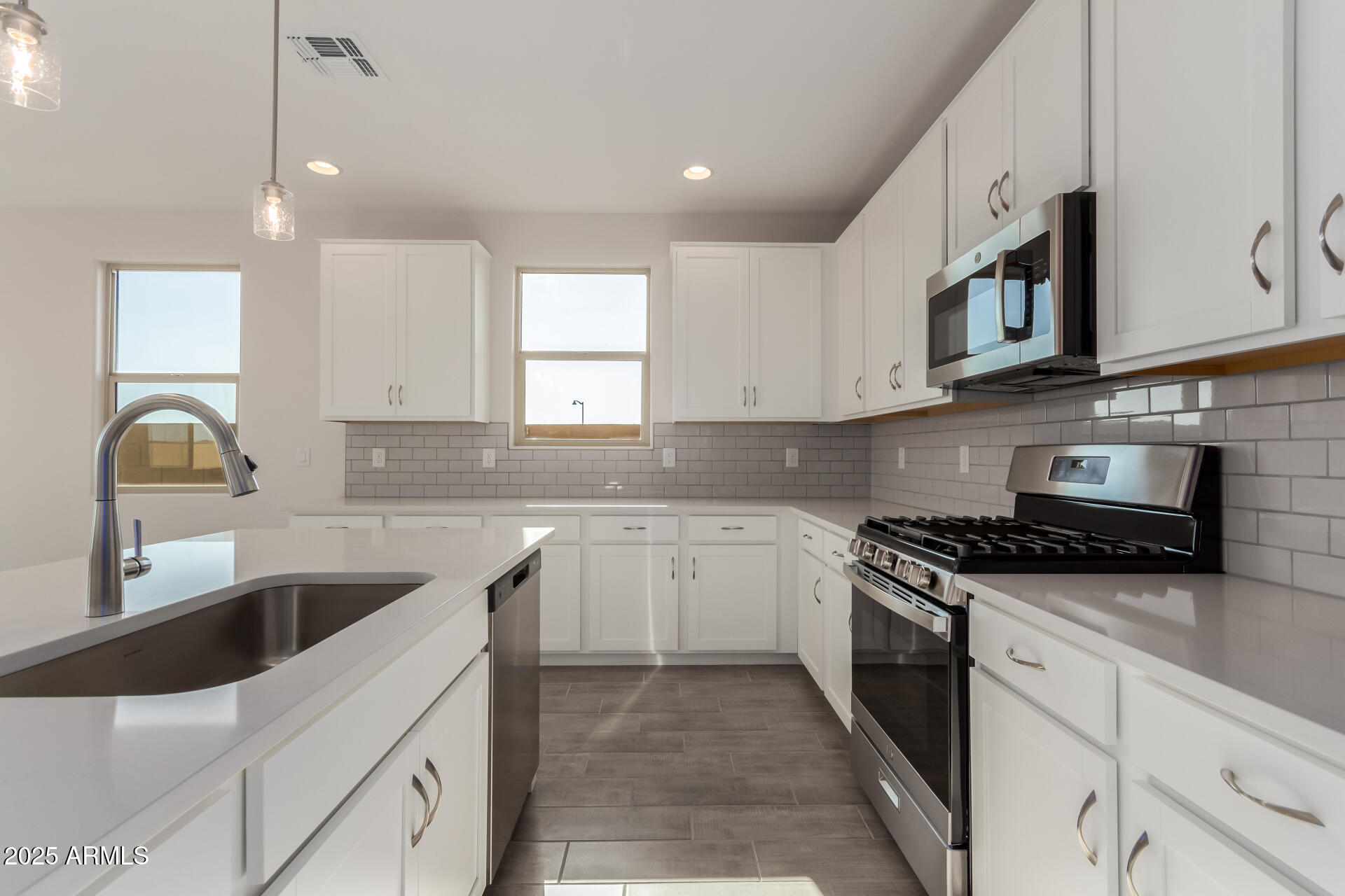 21615 N DANIEL Drive