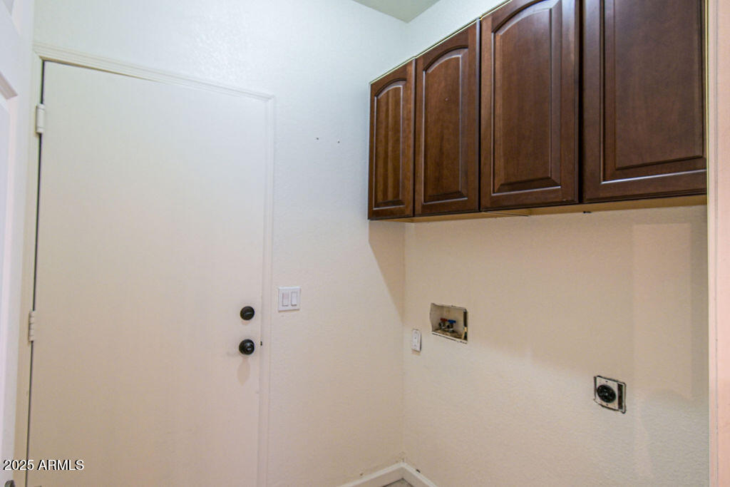 17427 W ROCK WREN Court