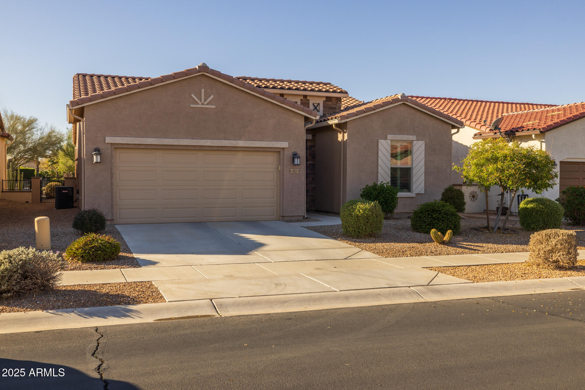 2653 E MARCOS Drive