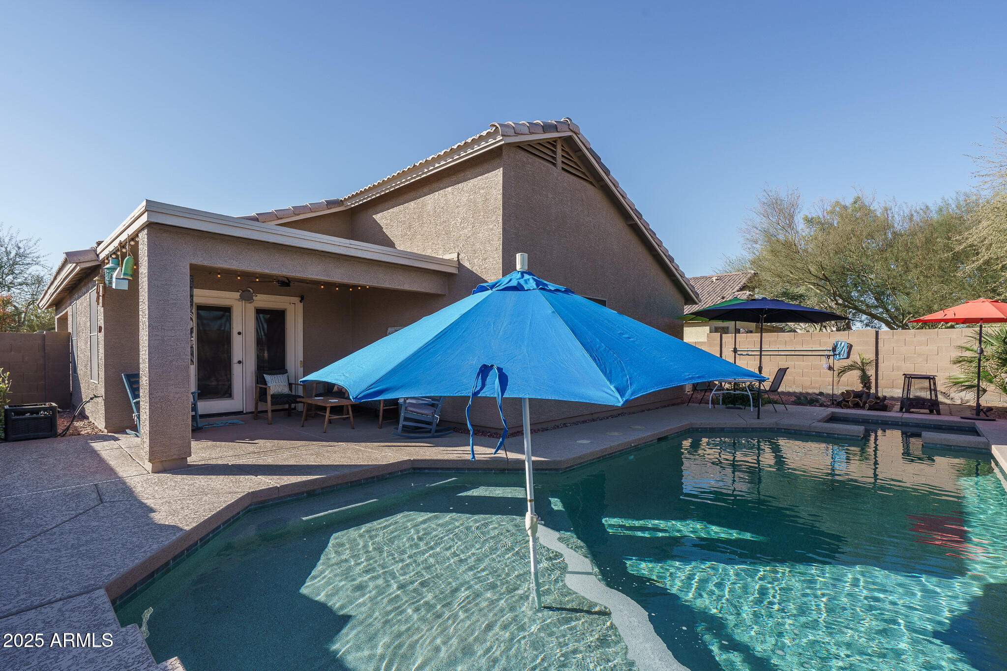 24810 W HUNTINGTON Drive