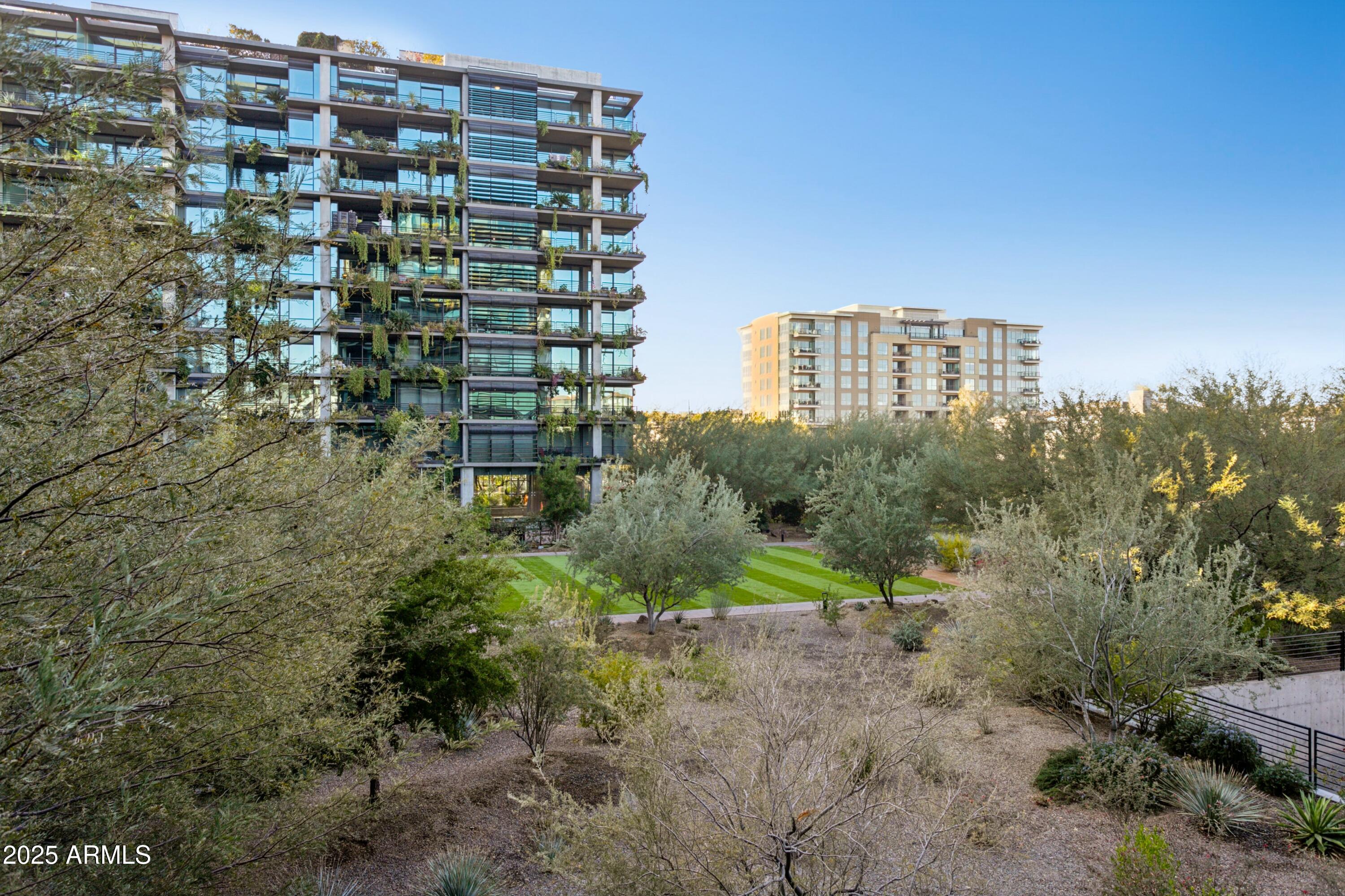 7120 E KIERLAND Boulevard, 218