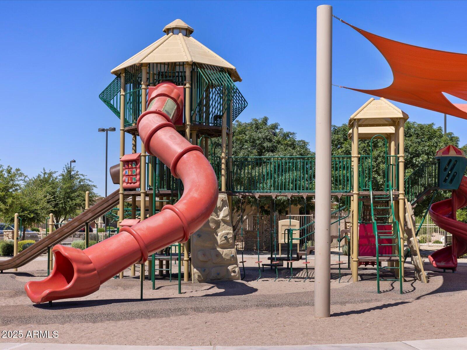 326 S SAINT AUGUSTINE Court