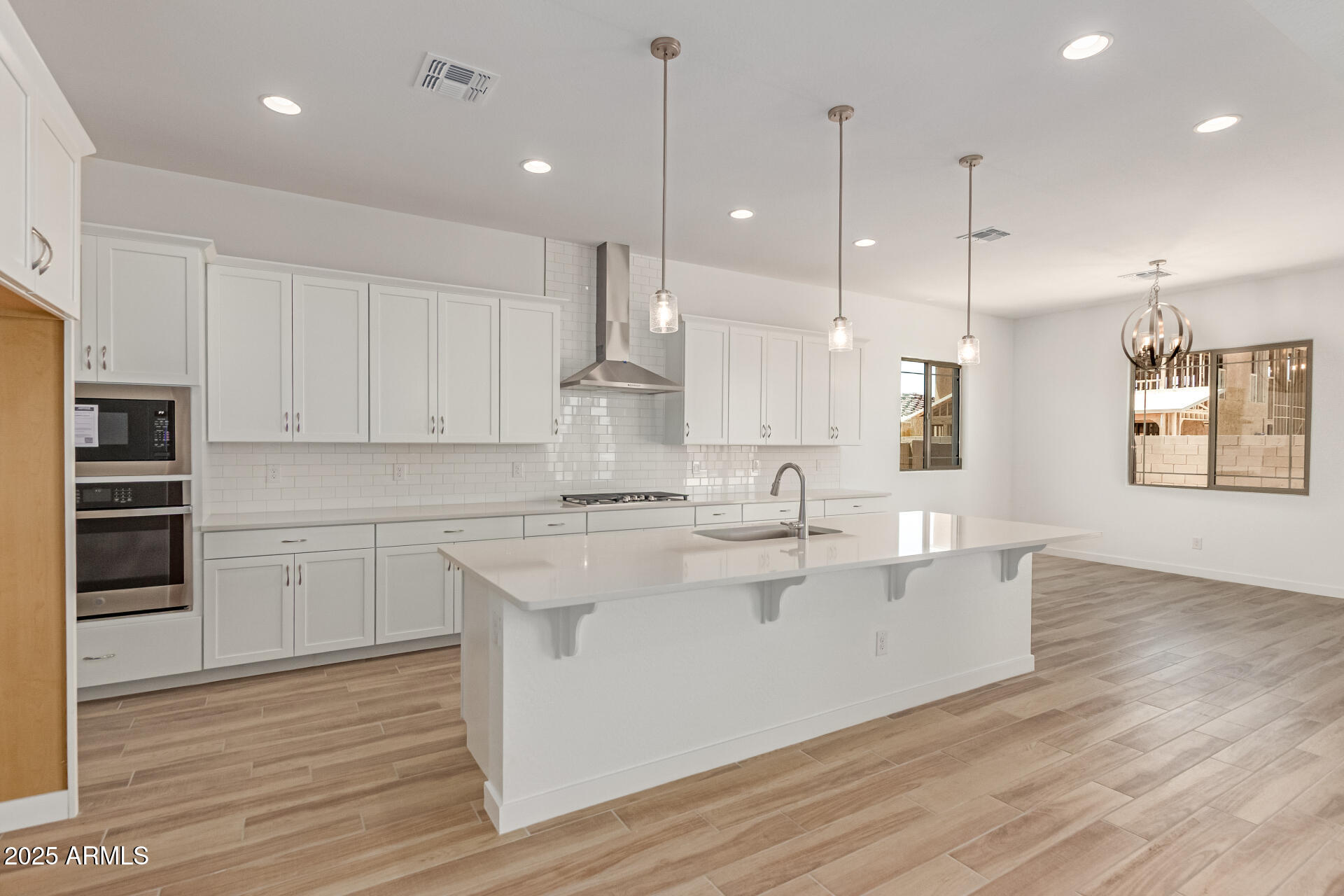 21952 E SADDLE Court E