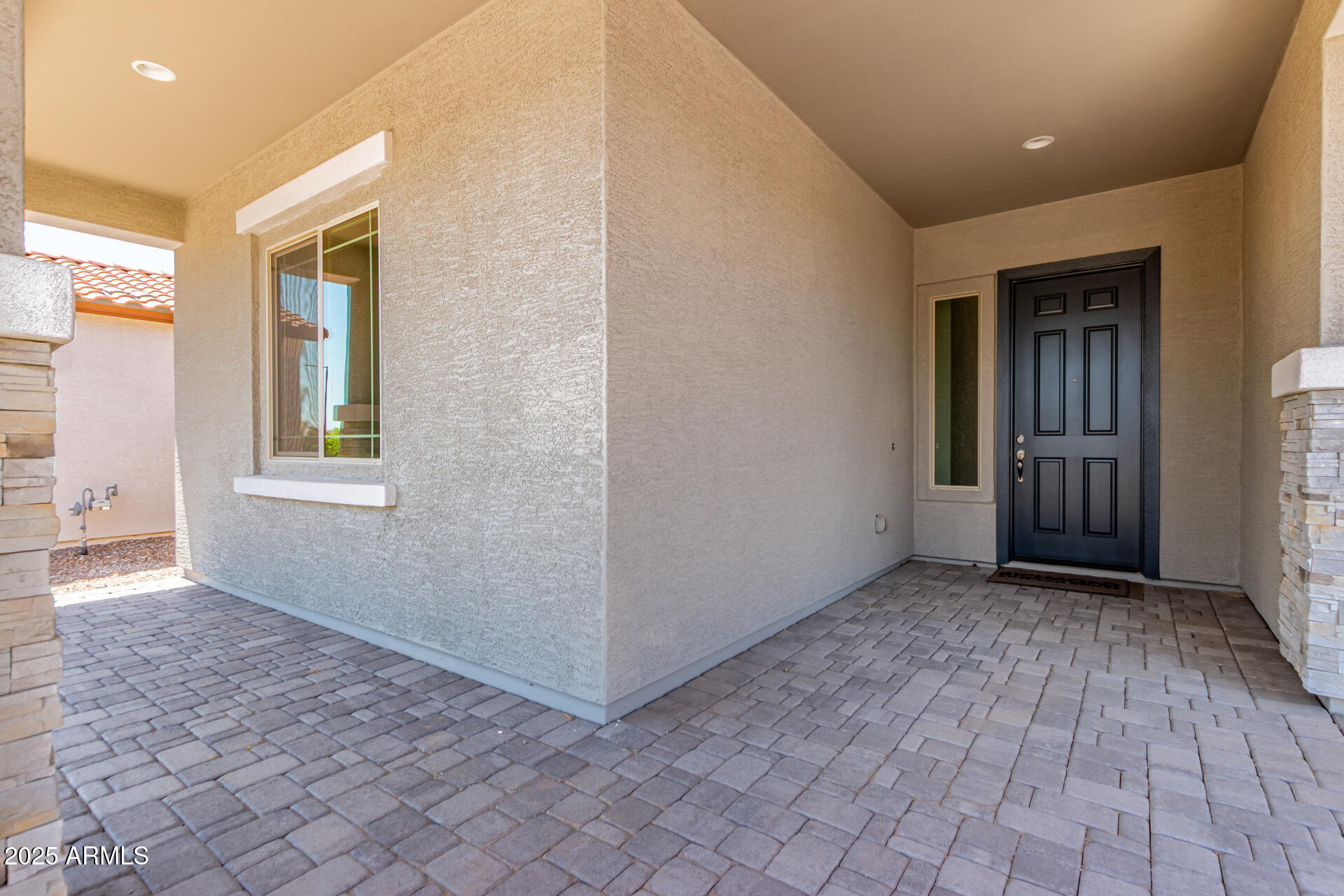 21952 E SADDLE Court E