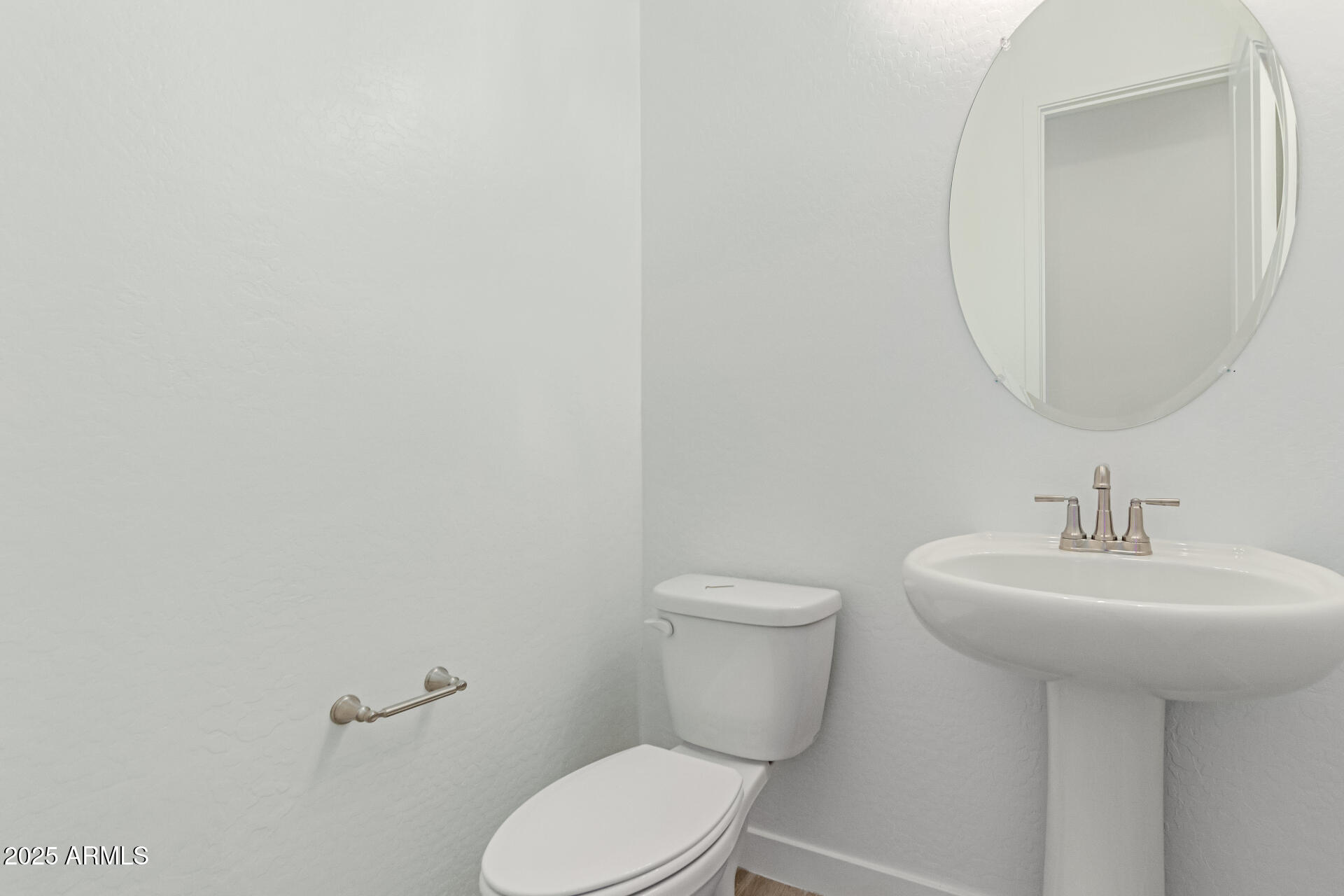 21952 E SADDLE Court E