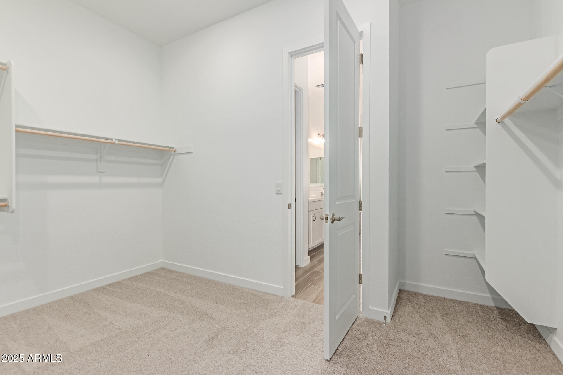 21952 E SADDLE Court E