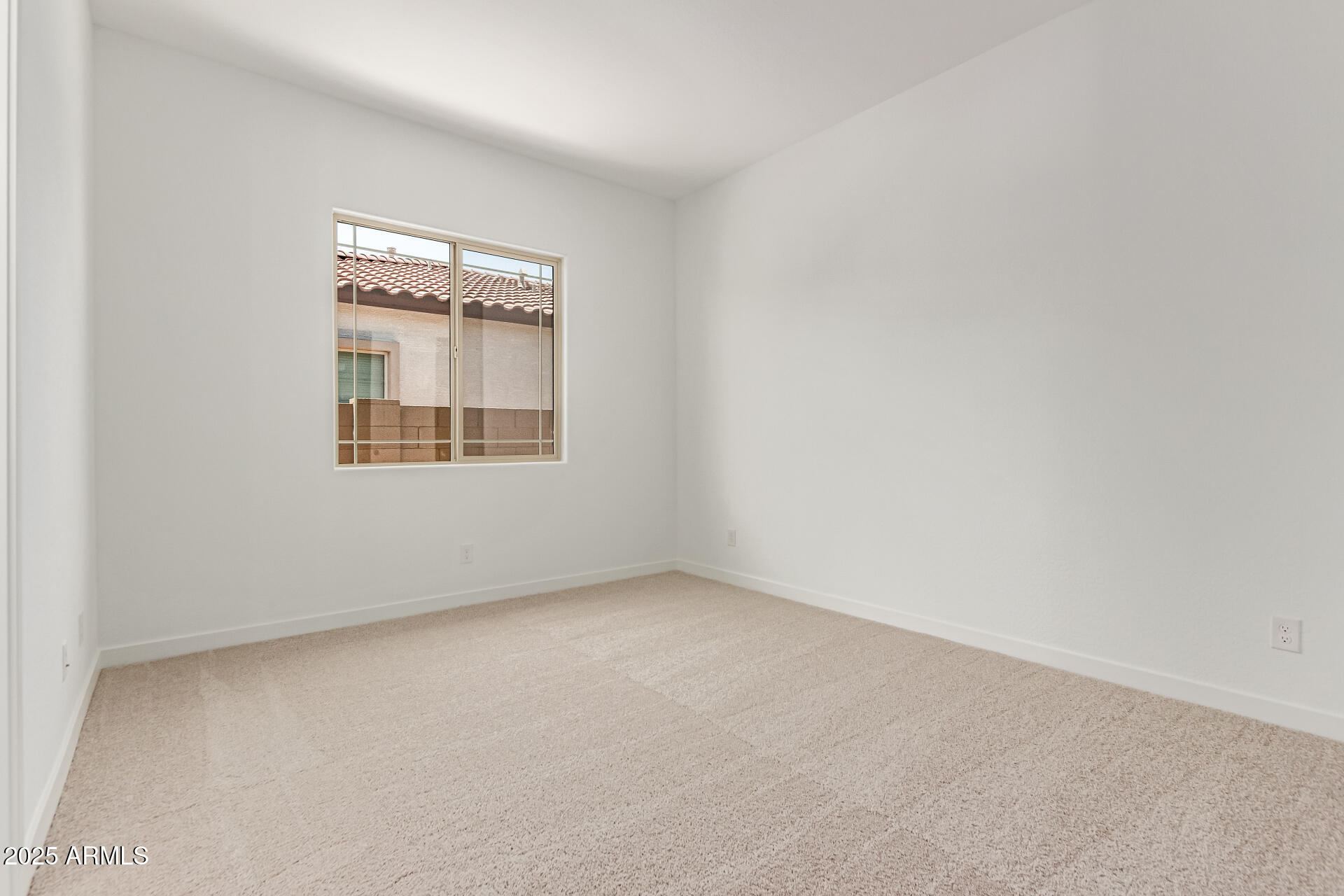 21952 E SADDLE Court E