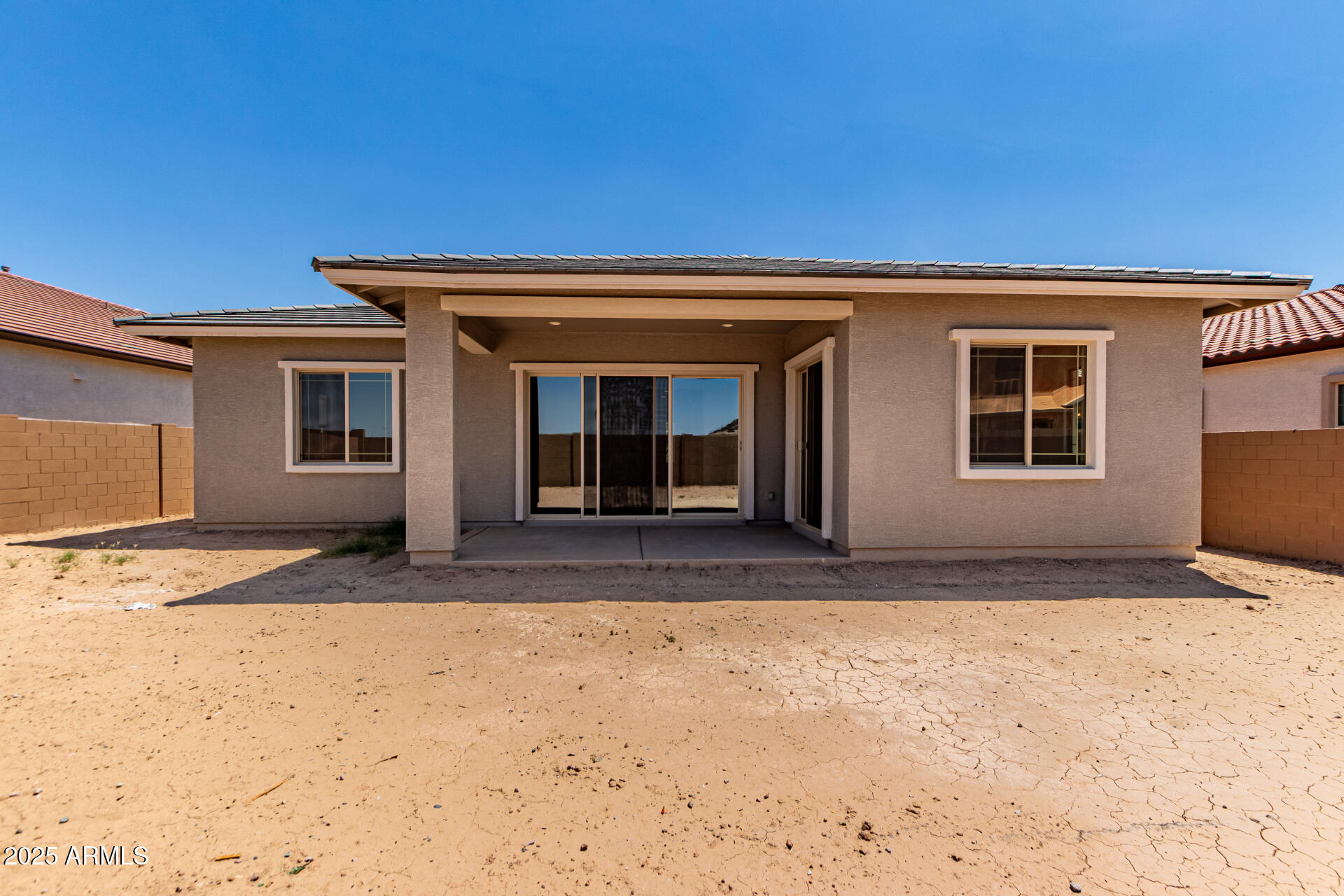 21952 E SADDLE Court E