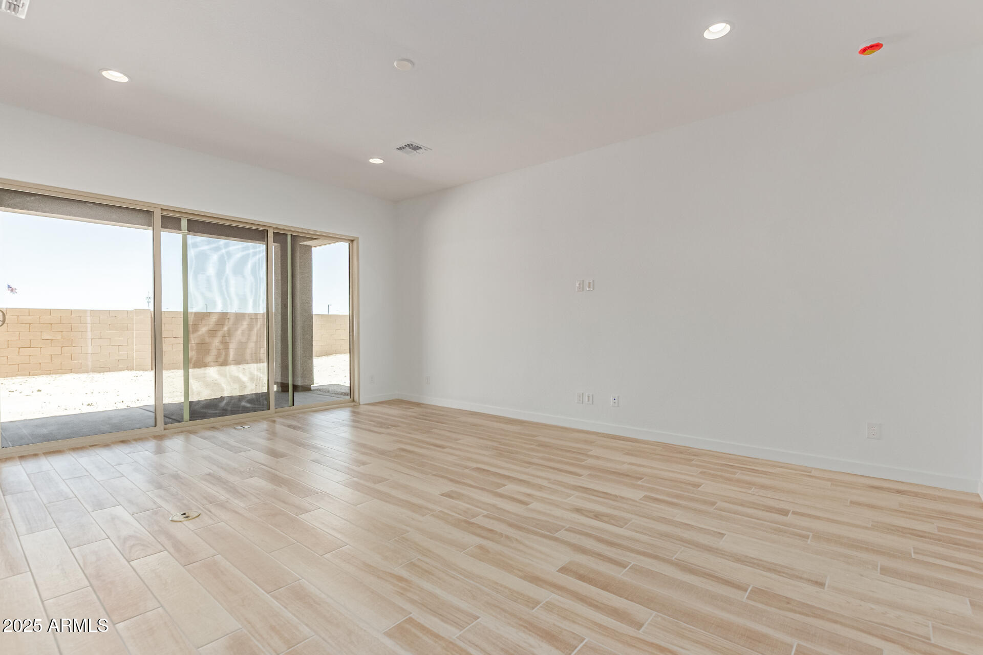 21952 E SADDLE Court E