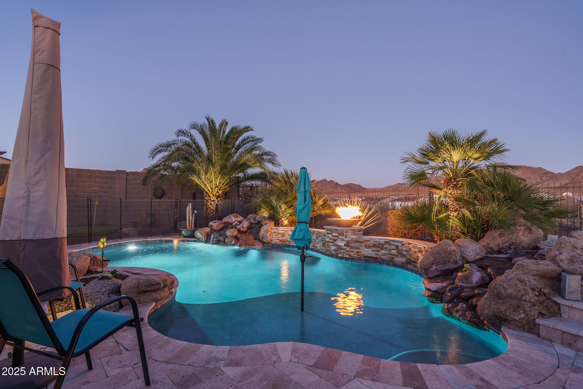 43805 N ERICSON Lane