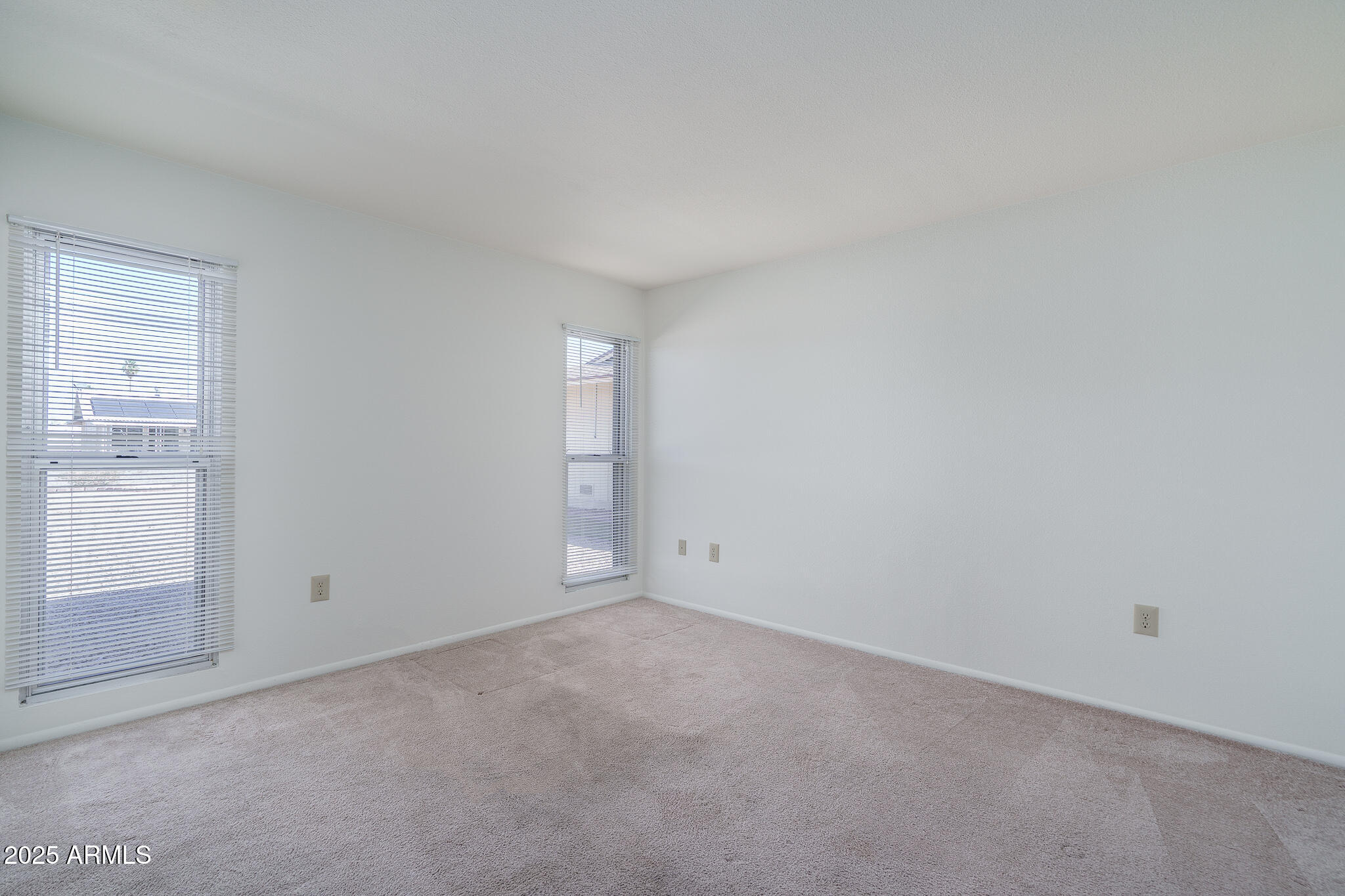 11072 W PLEASANT VALLEY Road