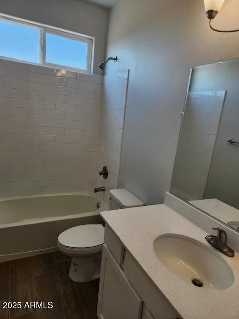 22113 W LAURA Street