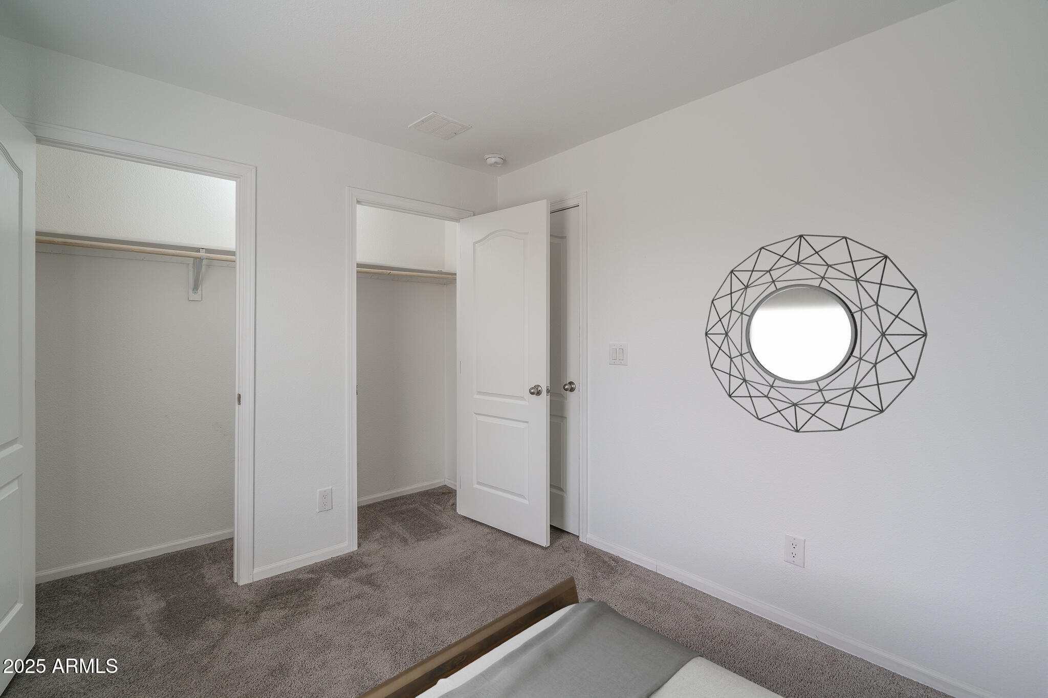 2000 S APACHE Road, 241