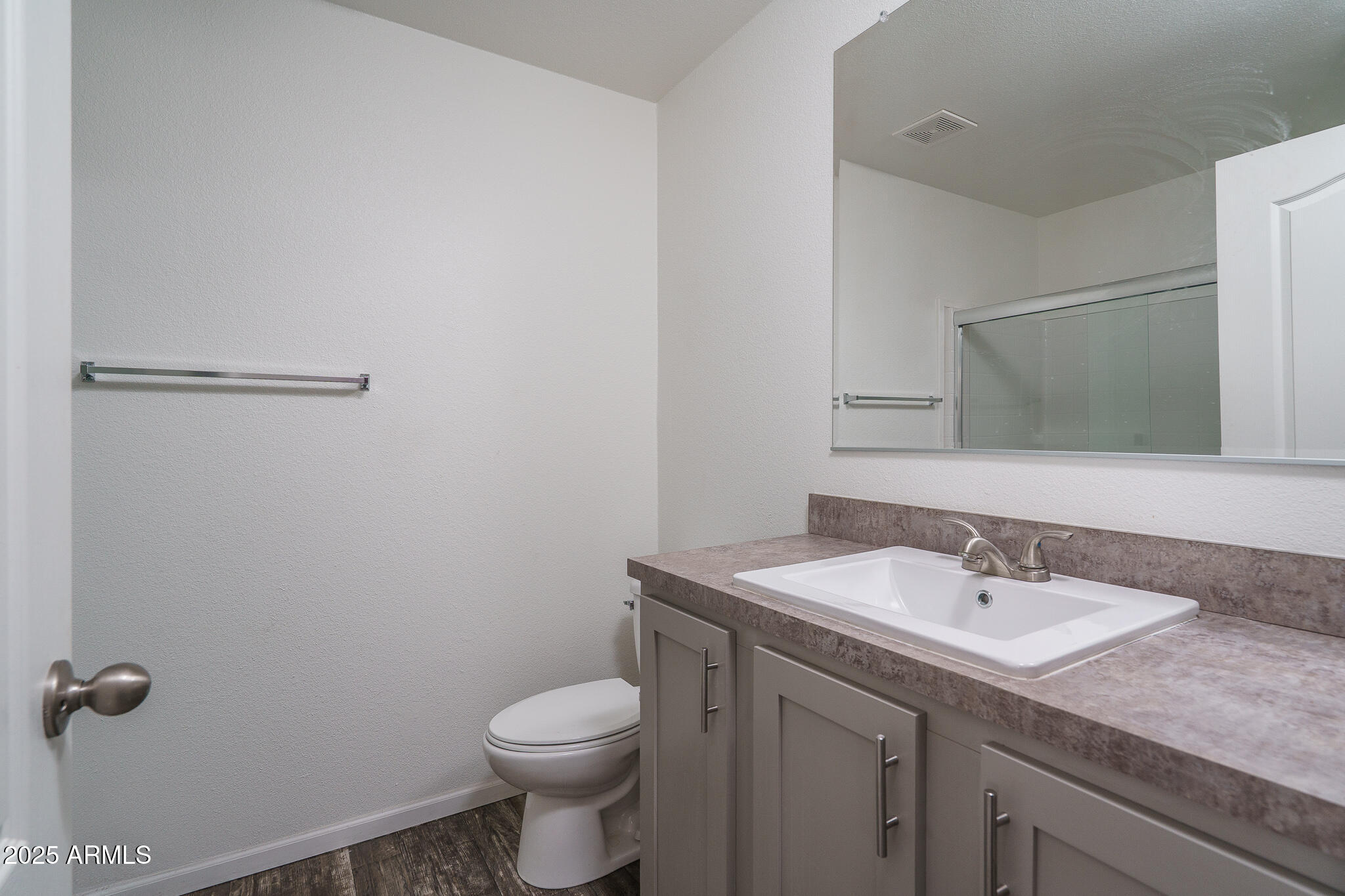 2000 S APACHE Road, 241