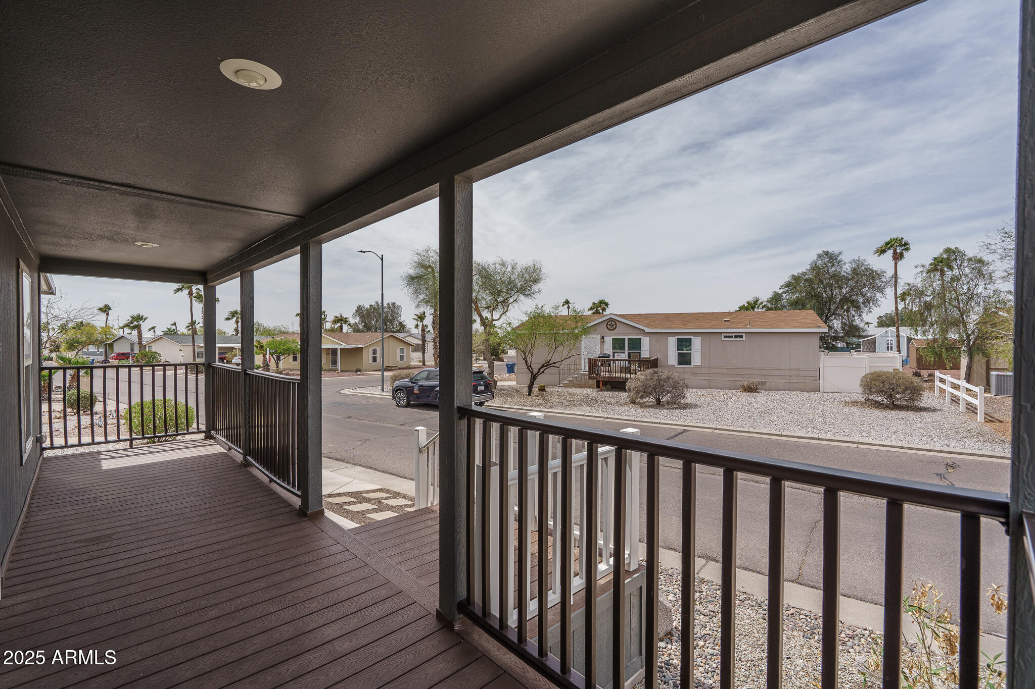2000 S APACHE Road, 241