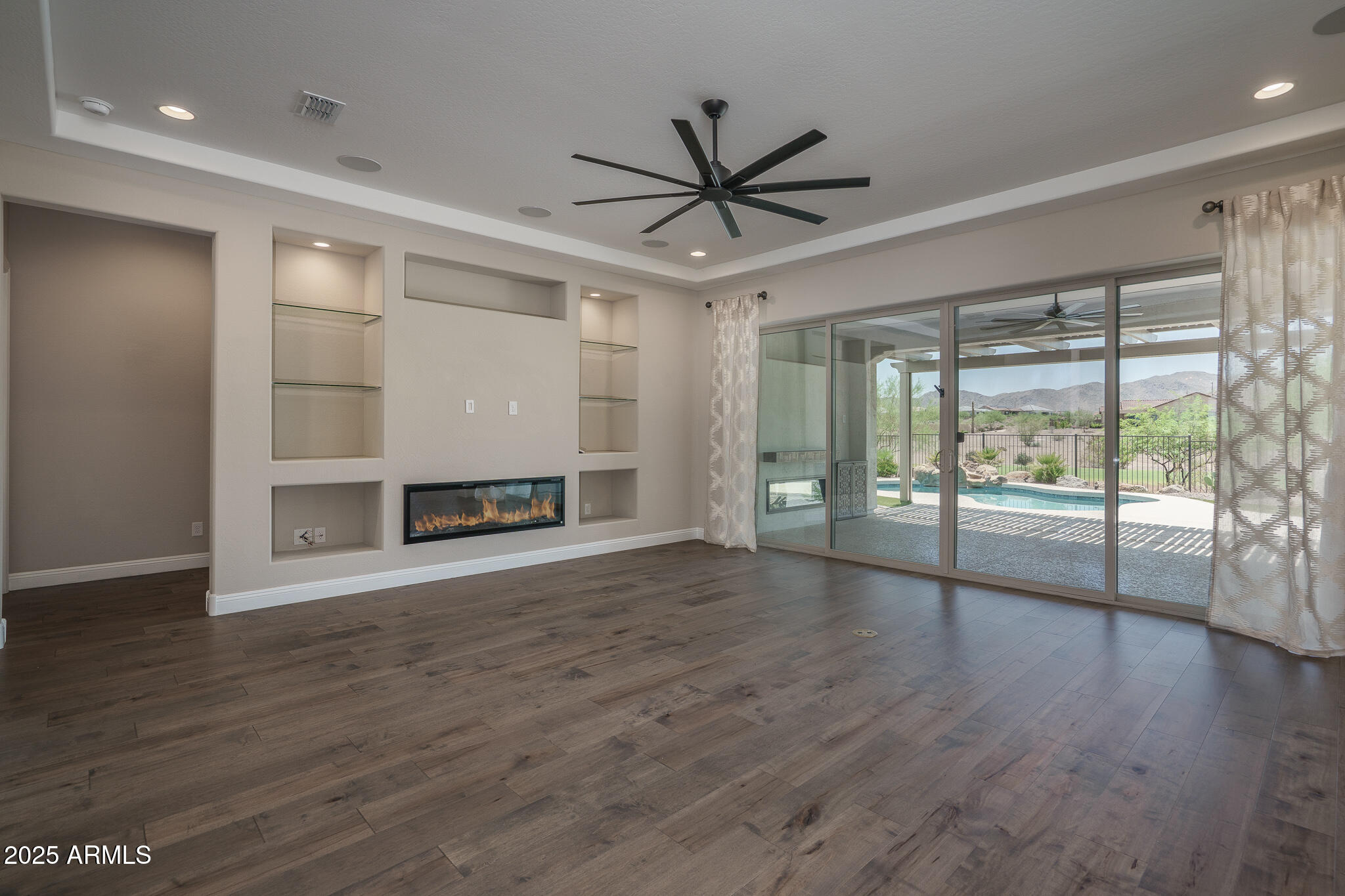 26673 W PONDEROSA Lane