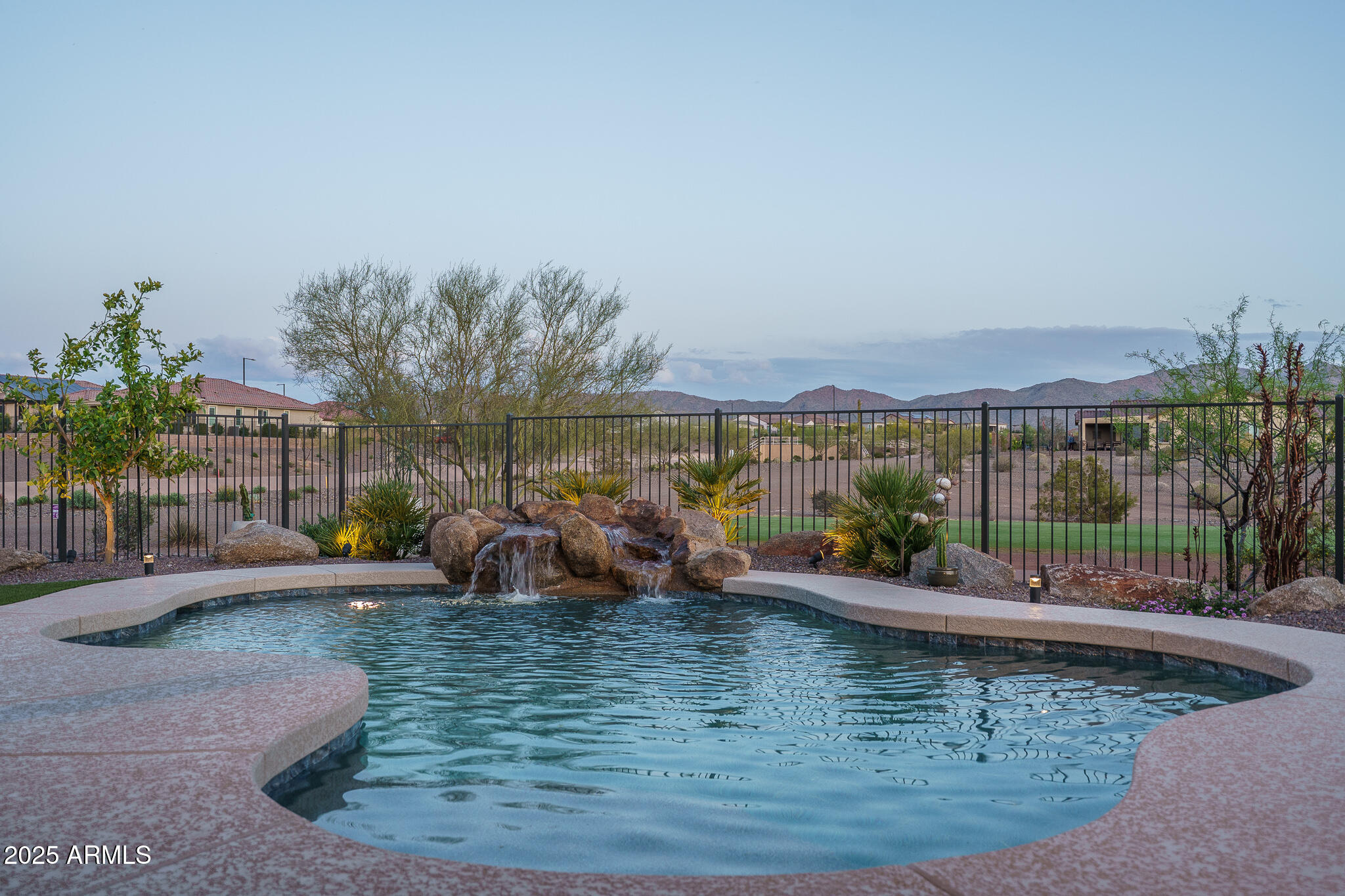 26673 W PONDEROSA Lane