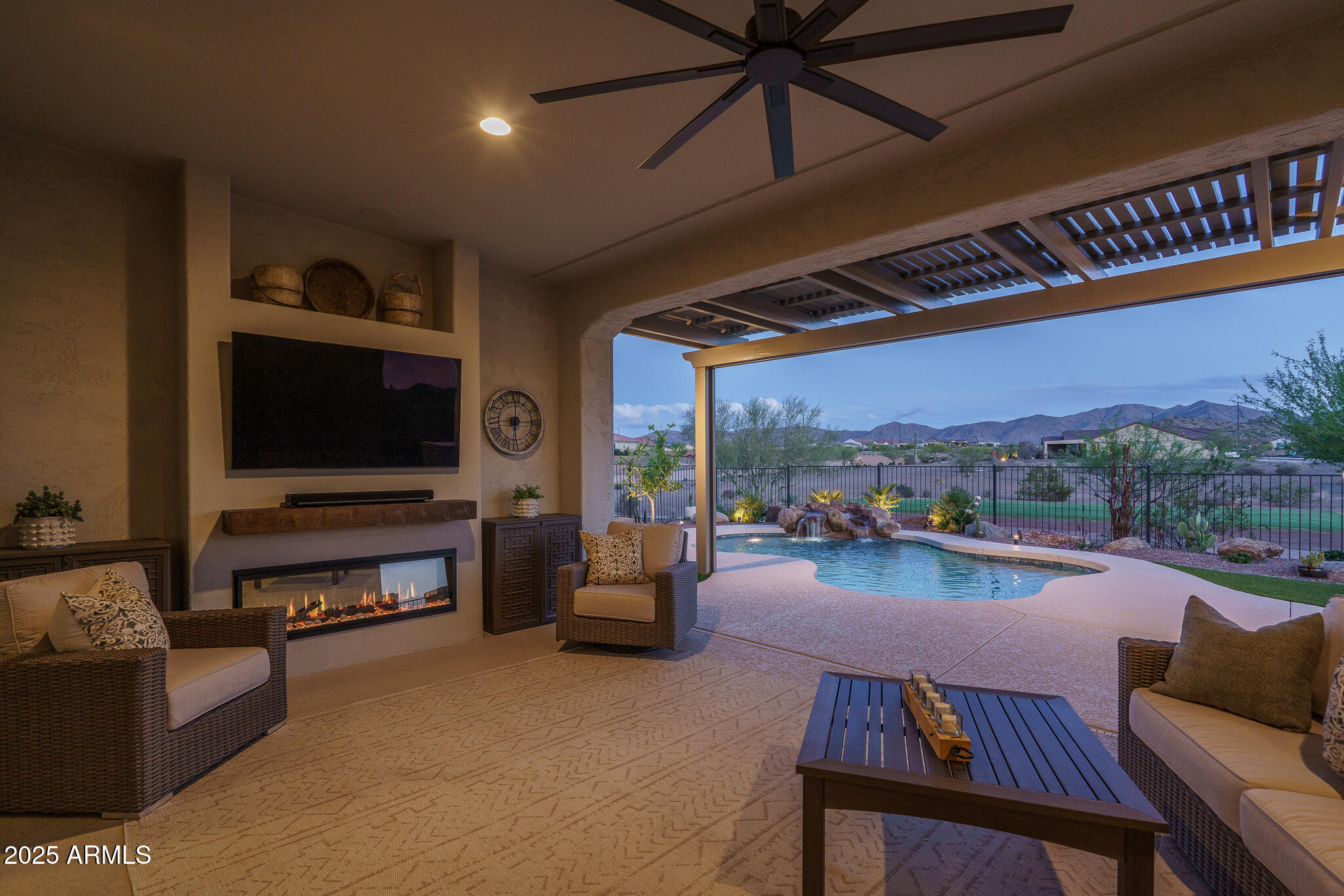 26673 W PONDEROSA Lane