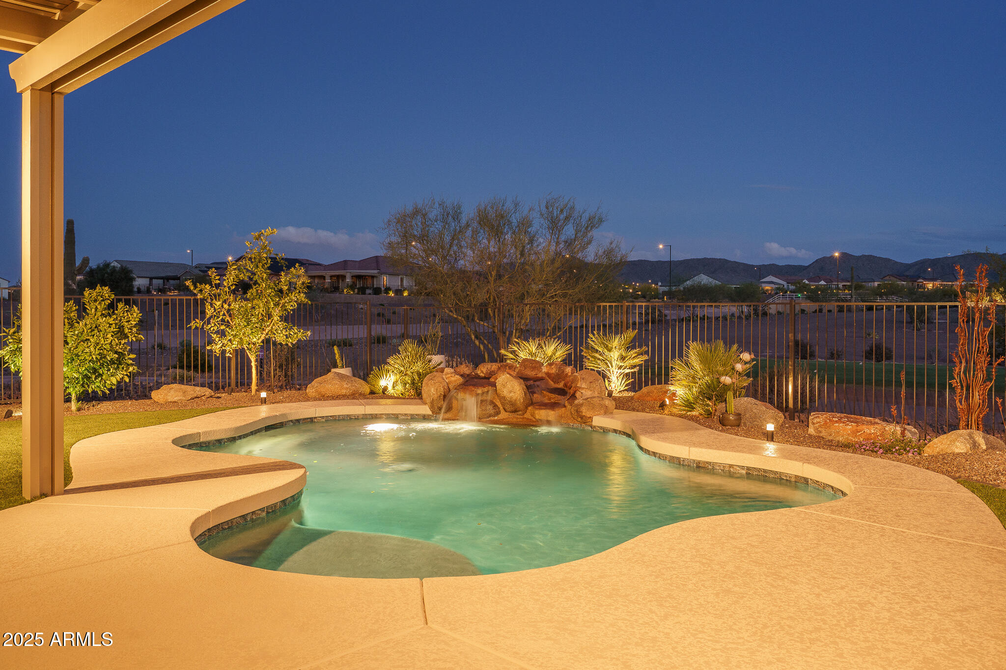 26673 W PONDEROSA Lane