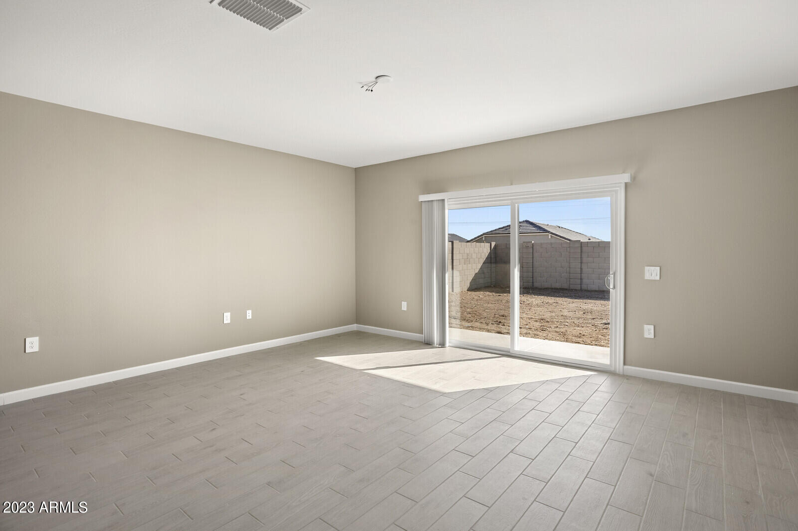 1423 S 239TH Drive