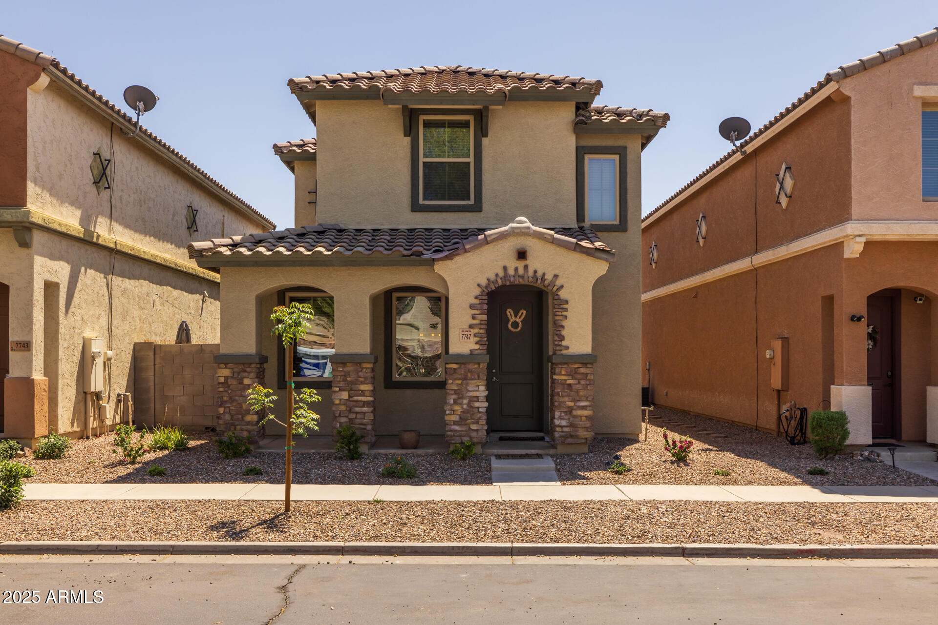 7747 W EATON Road