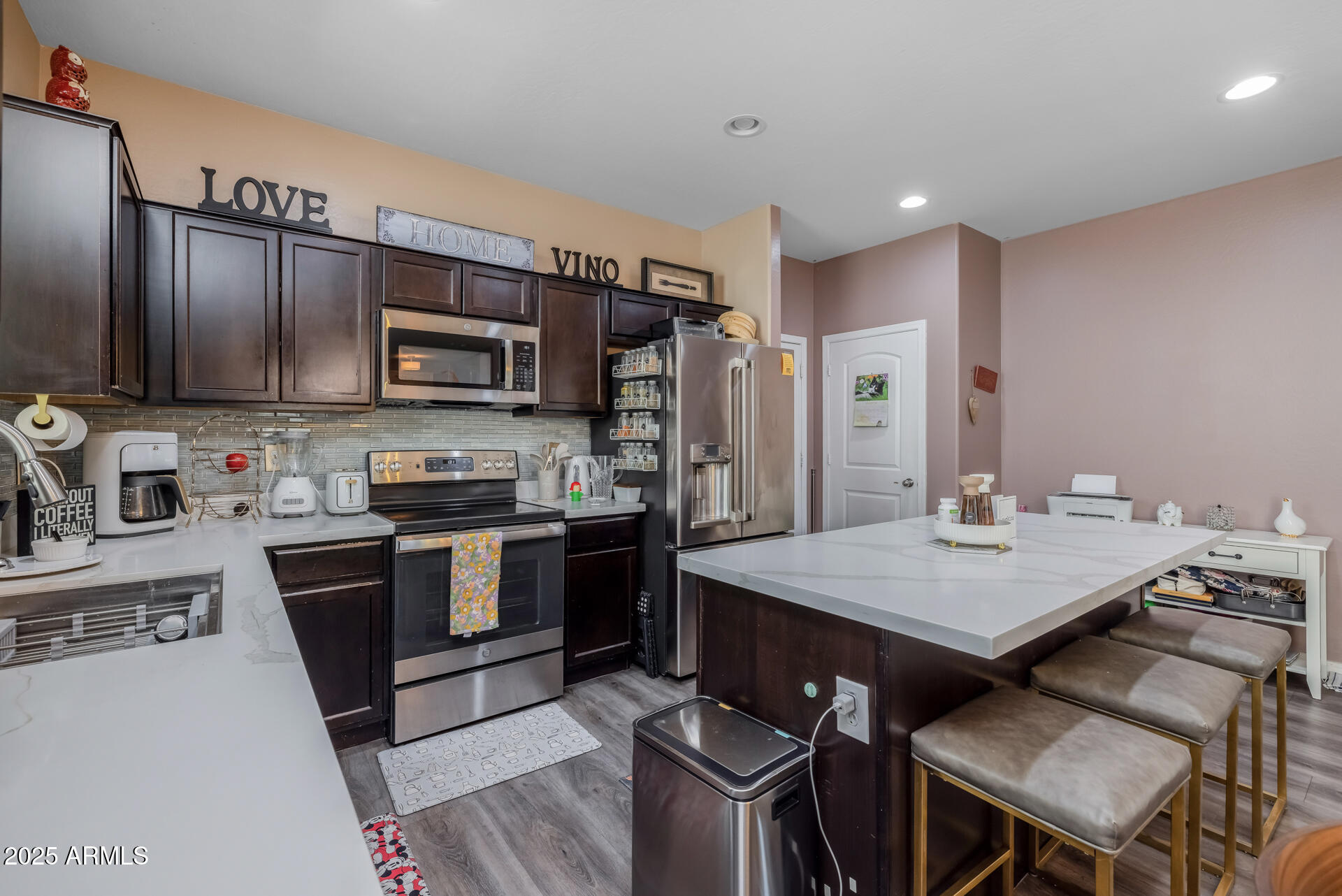 7747 W EATON Road