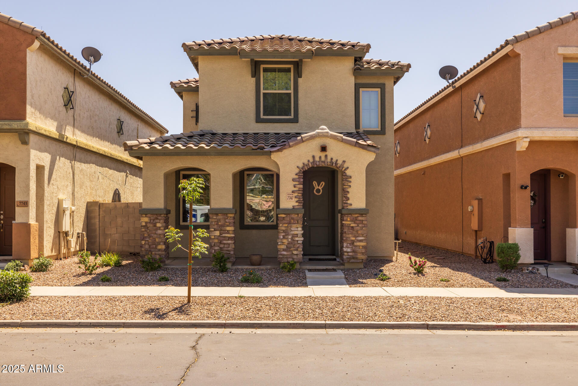 7747 W EATON Road
