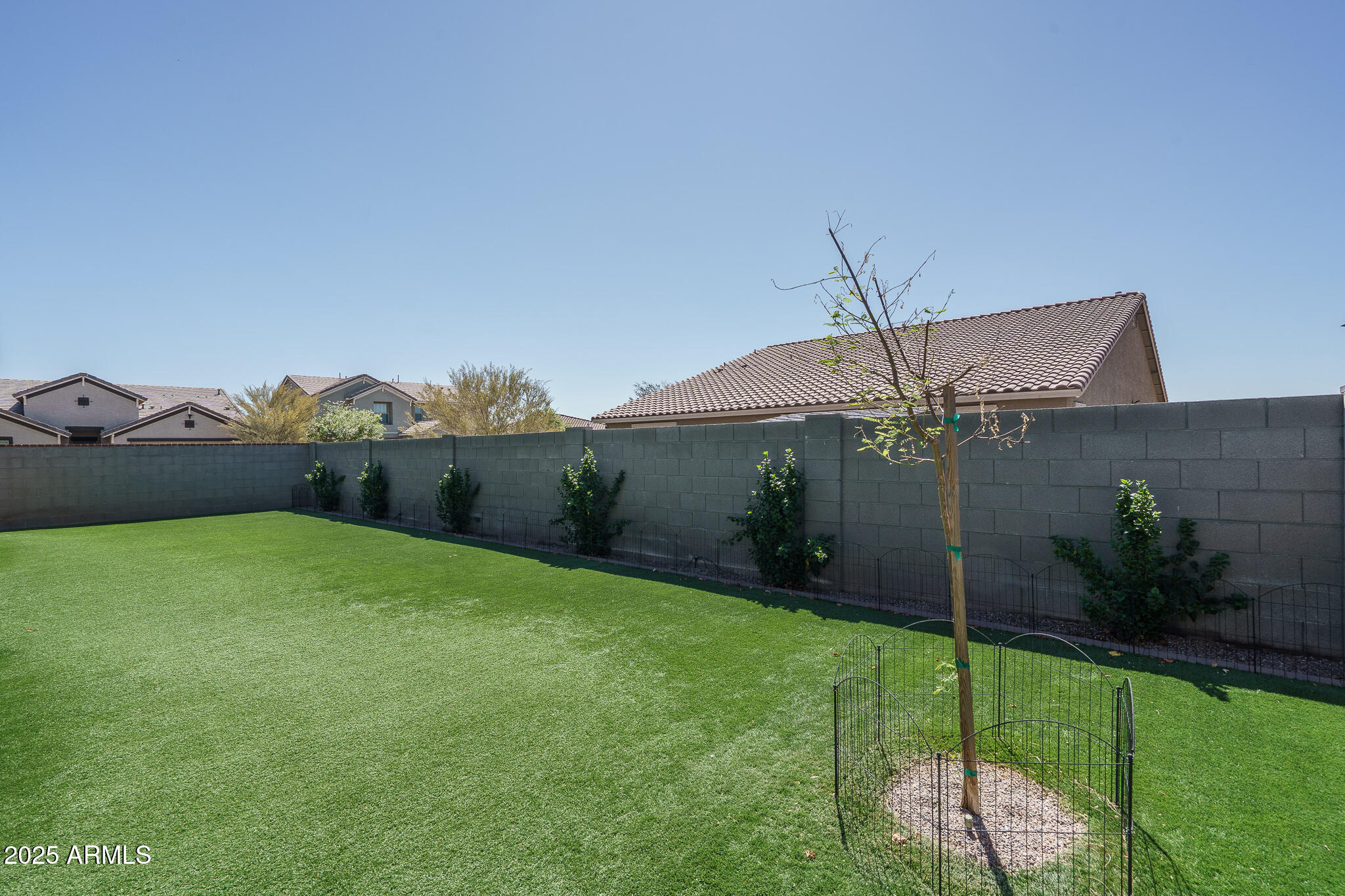 18731 W SAN JUAN Avenue