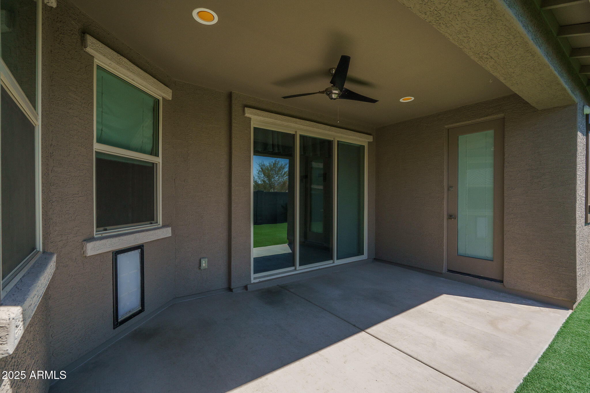 18731 W SAN JUAN Avenue