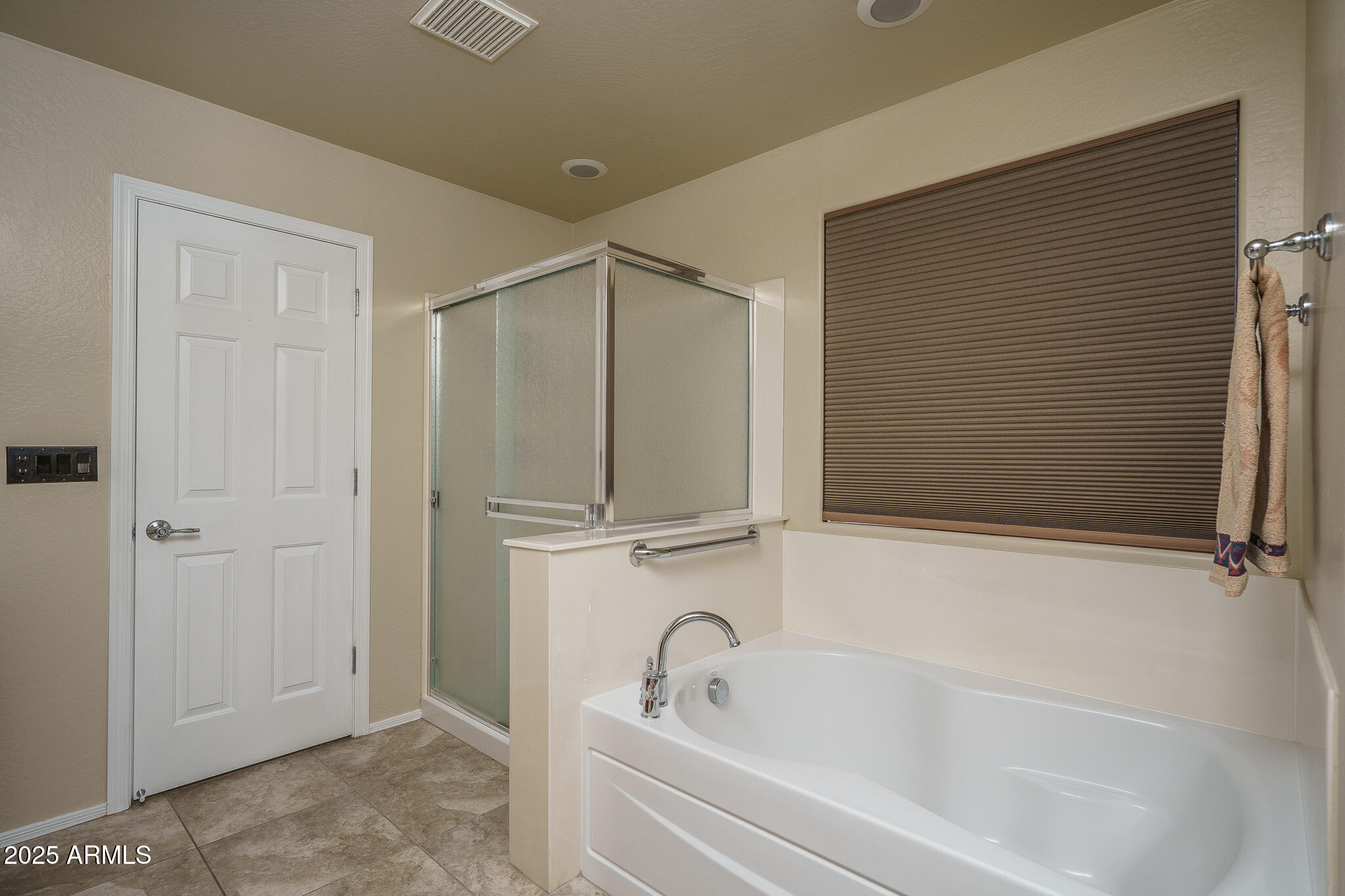 26062 W POTTER Drive