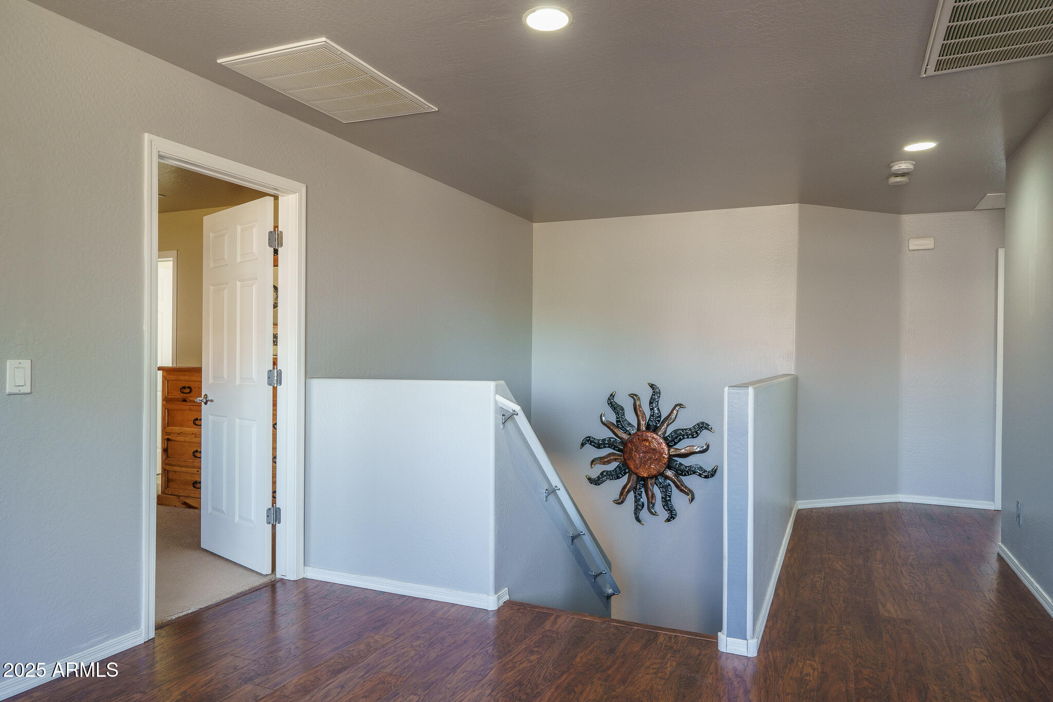 26062 W POTTER Drive