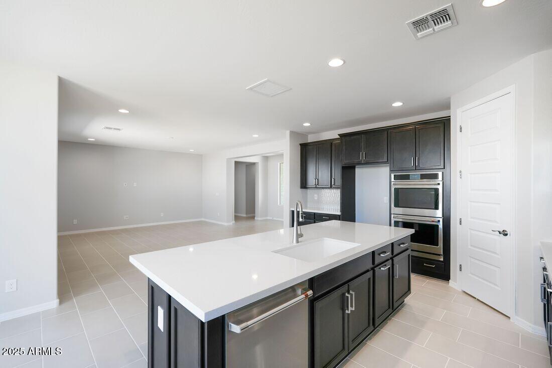 17118 W HACKAMORE Drive