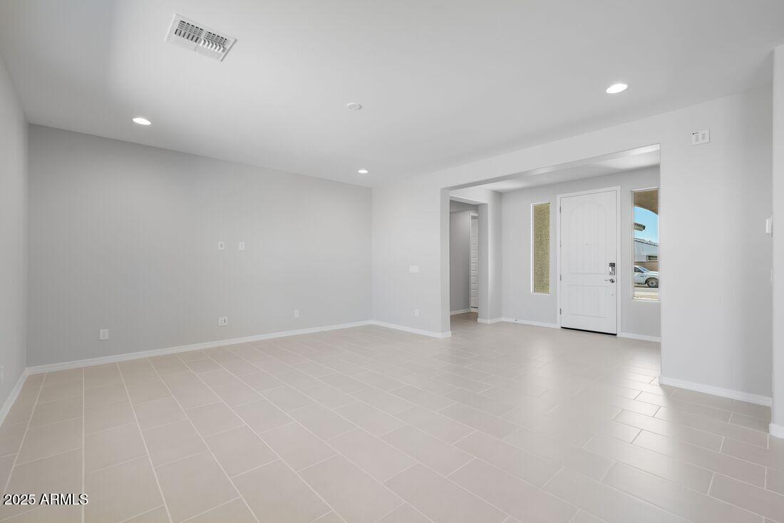 17118 W HACKAMORE Drive